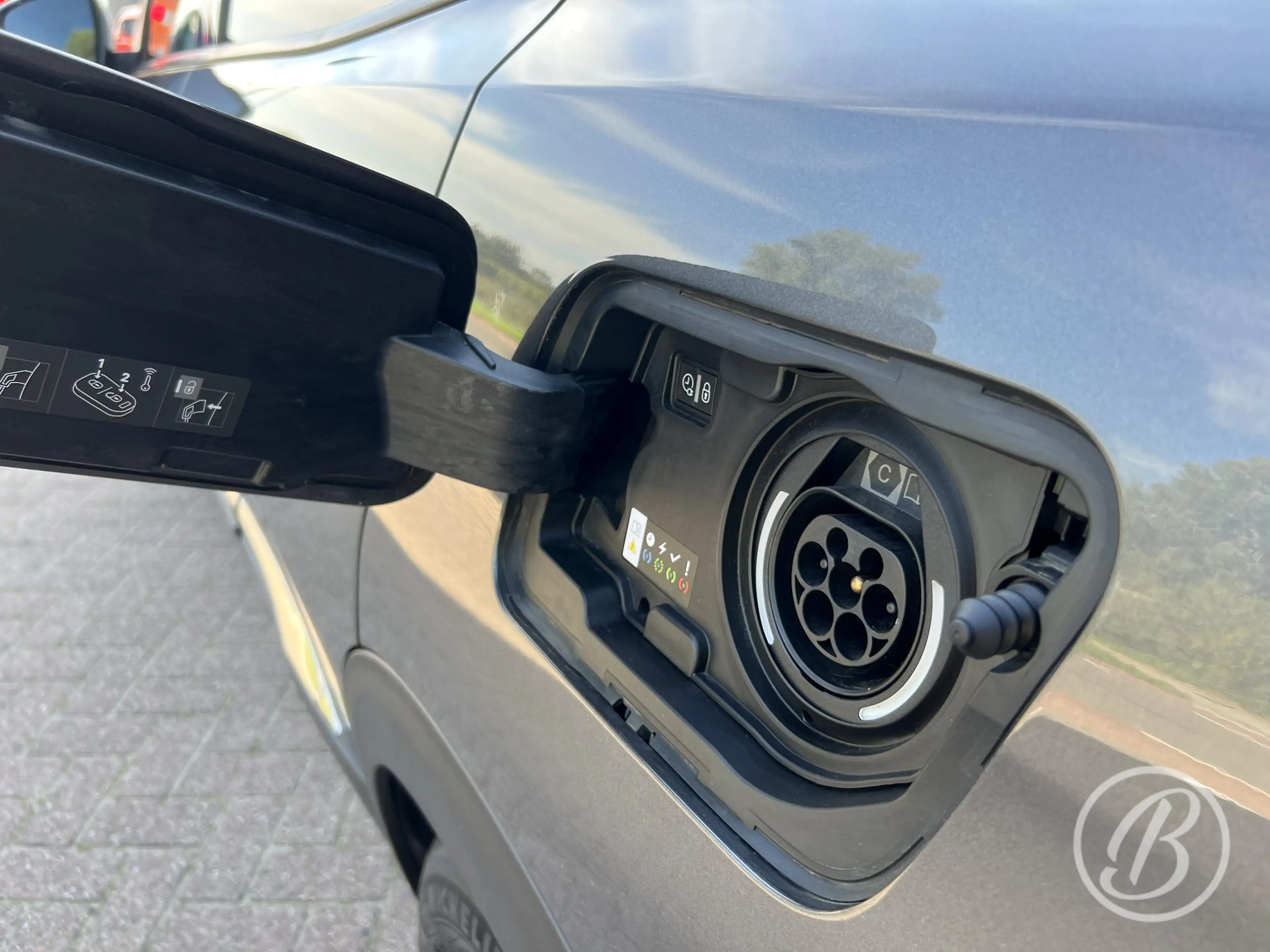 Peugeot 3008 1.6 HYbrid 225 Allure Pack Business Automaat | SOH — photo 33