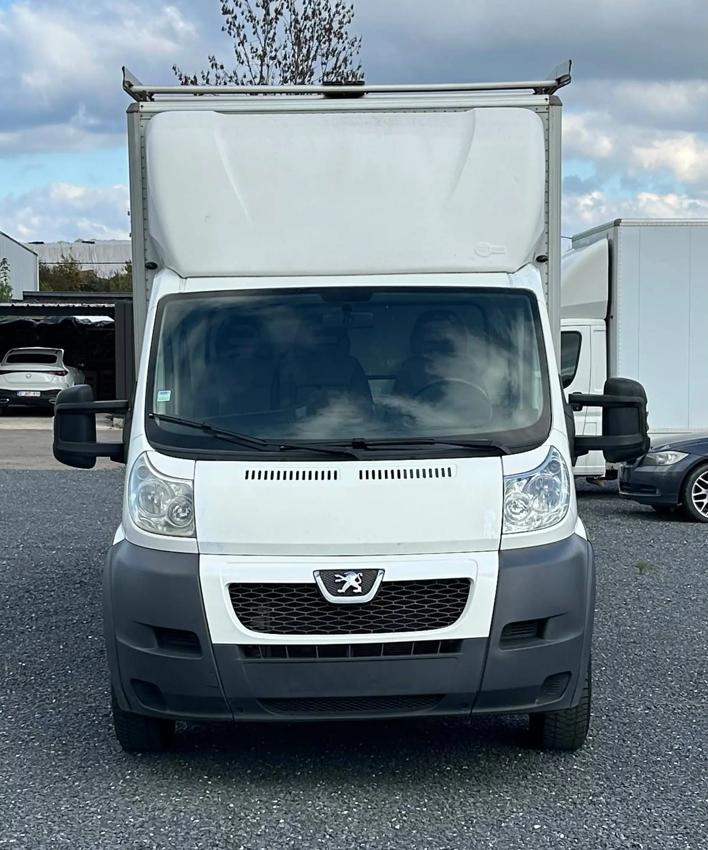 Peugeot Boxer 2.2 HDi 150CV Euro5 Caisse Aluvan Clim — photo 2