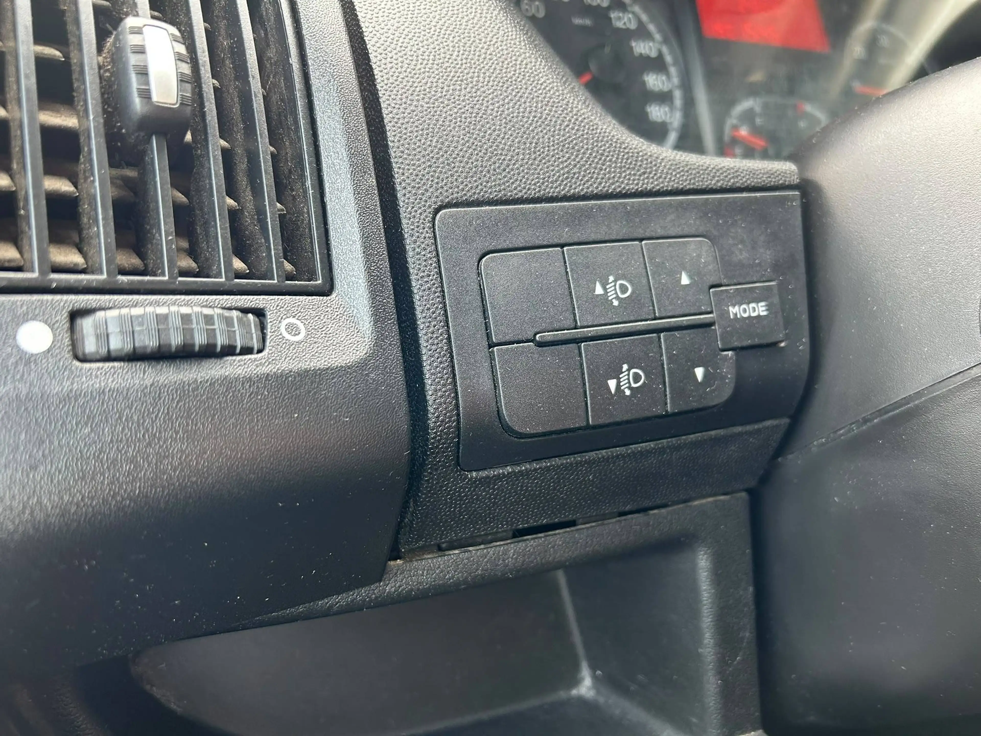 Peugeot Boxer 2.2 HDi 150CV Euro5 Caisse Aluvan Clim — photo 11