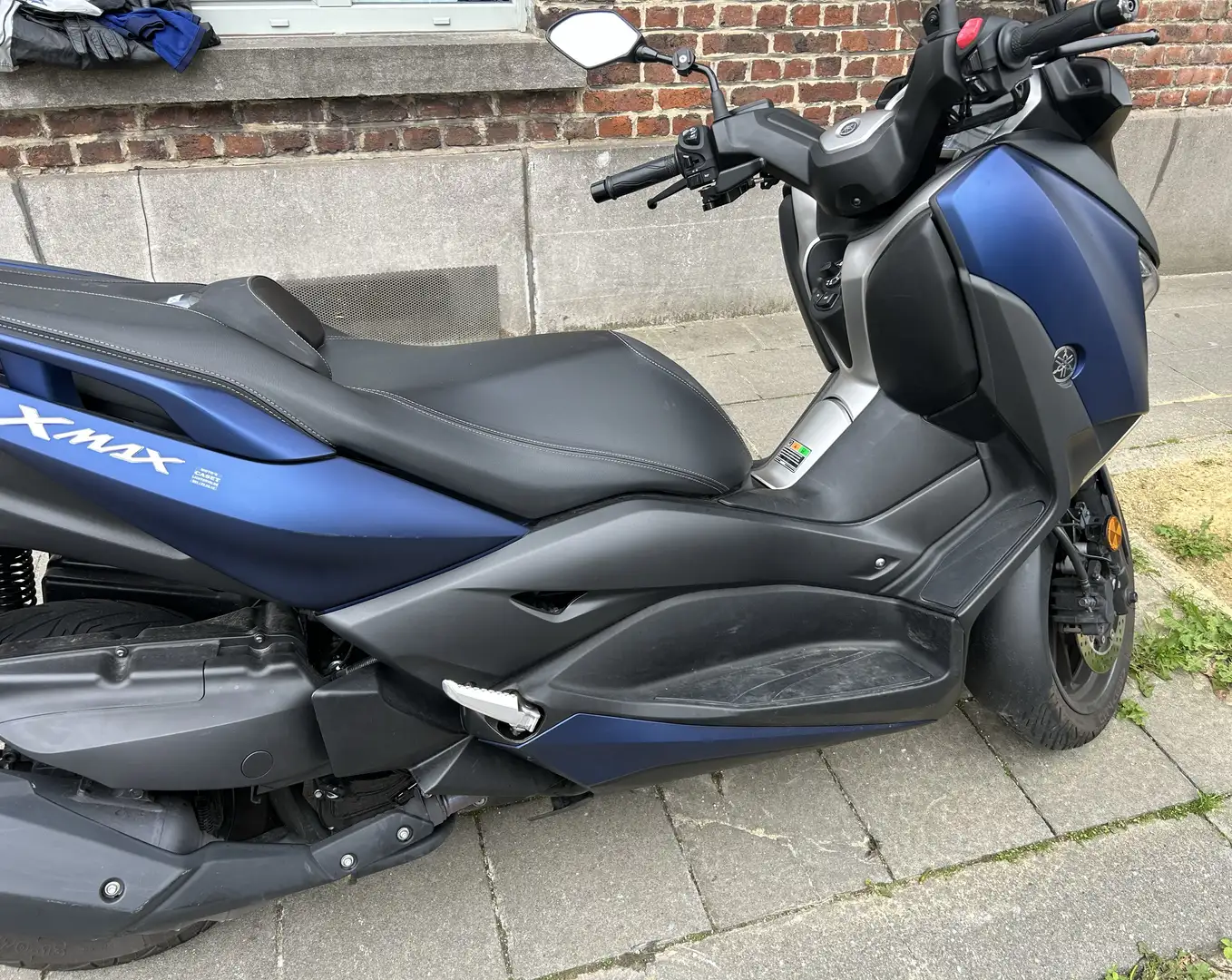 Yamaha X-Max 400 - 2