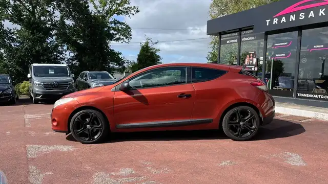 Renault Megane view 8
