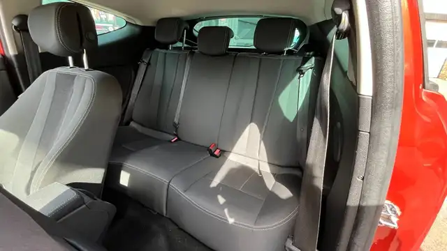 Renault Megane view 18