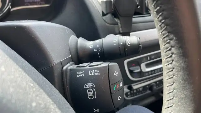 Renault Megane view 25