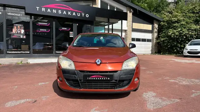 Renault Megane view 2