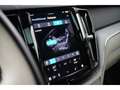 Volvo XC60 2.0 T6 Plug-in hybrid AWD Plus Dark | Panoramadak Zwart - thumbnail 16