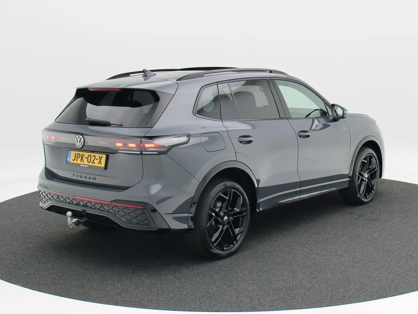 Volkswagen Tiguan 1.5 eHybrid R-Line Edition 272PK Black Style | Tre Grijs - 2