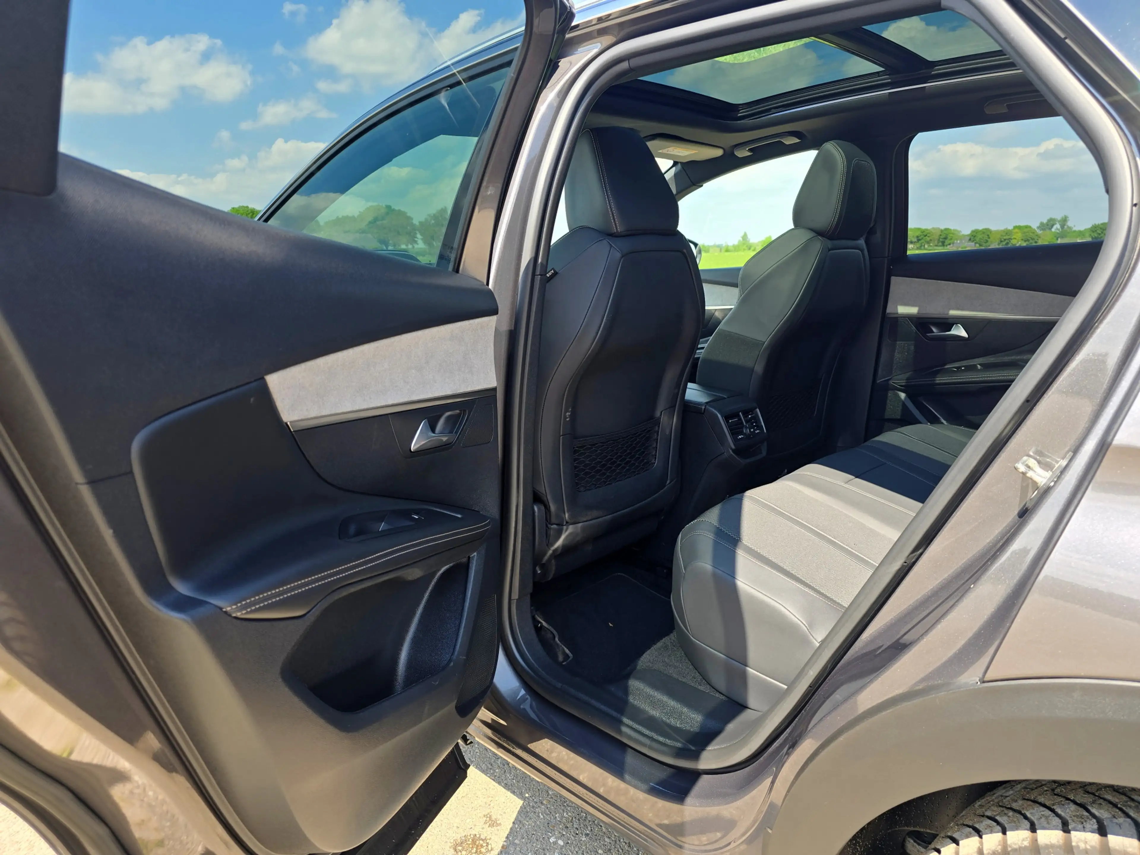 Peugeot 3008 1.6 HYbrid 225 GT - PHEV - Panorama dak - — photo 30
