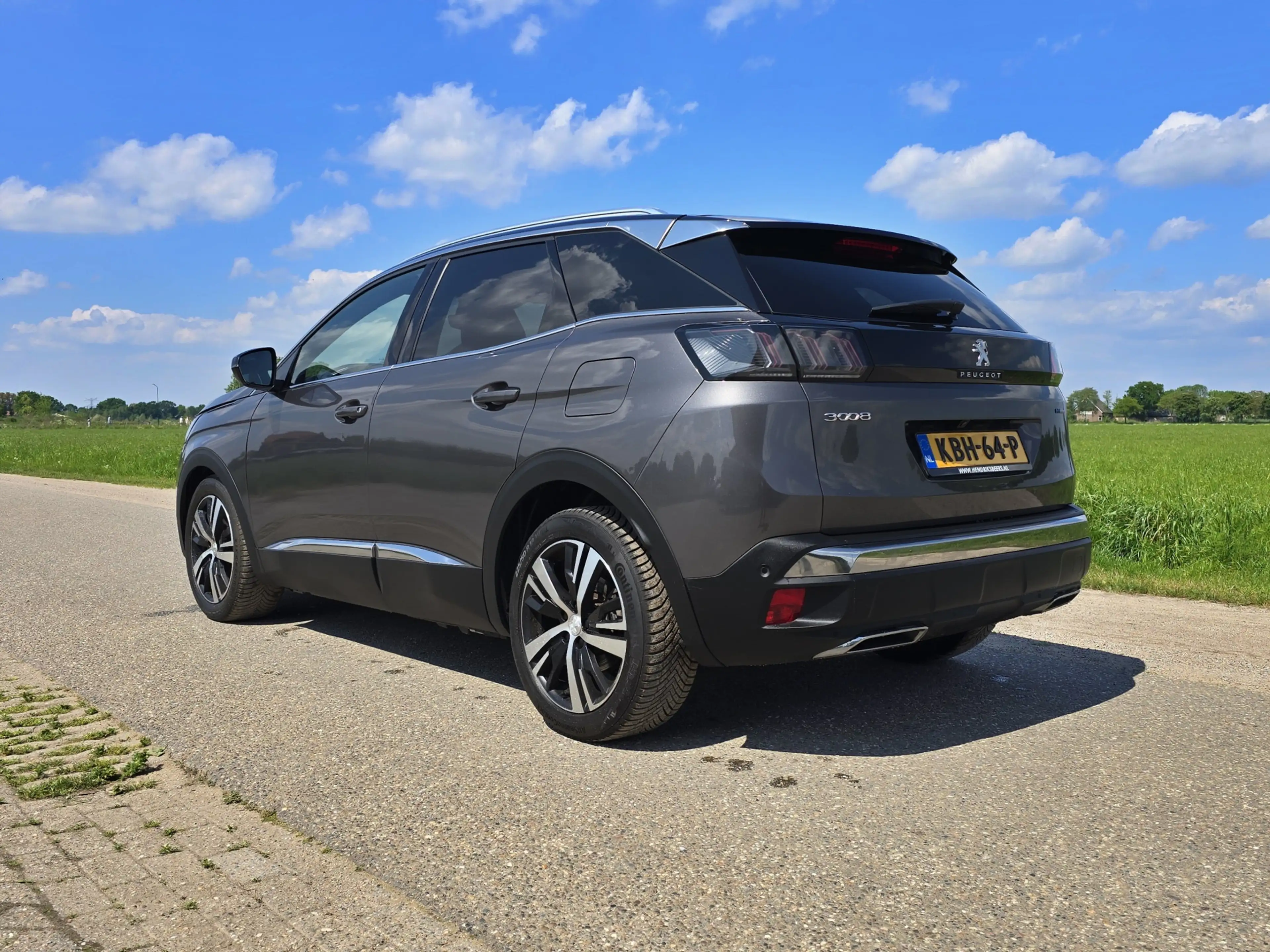 Peugeot 3008 1.6 HYbrid 225 GT - PHEV - Panorama dak - — photo 3