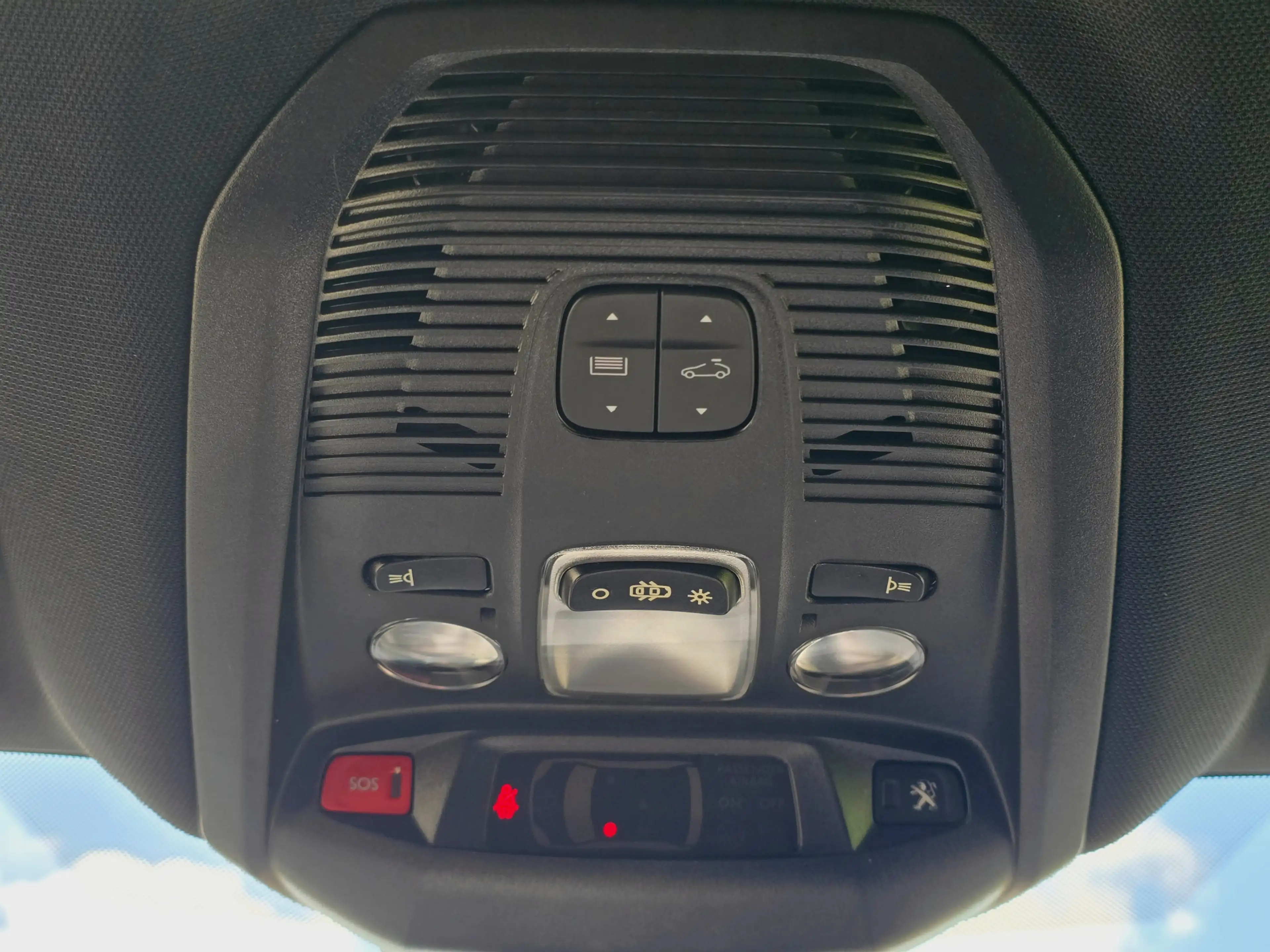Peugeot 3008 1.6 HYbrid 225 GT - PHEV - Panorama dak - — photo 24