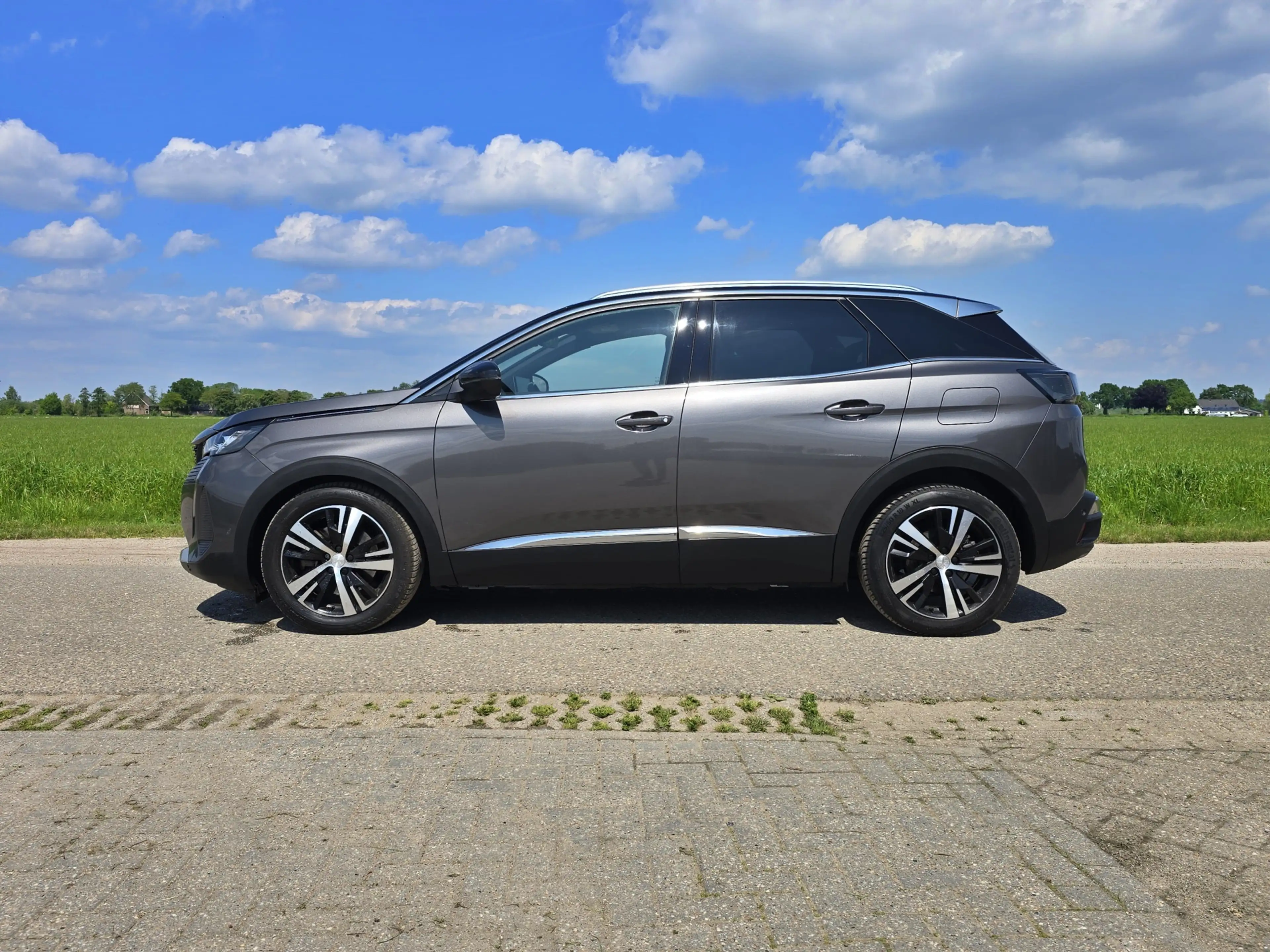 Peugeot 3008 1.6 HYbrid 225 GT - PHEV - Panorama dak - — photo 2