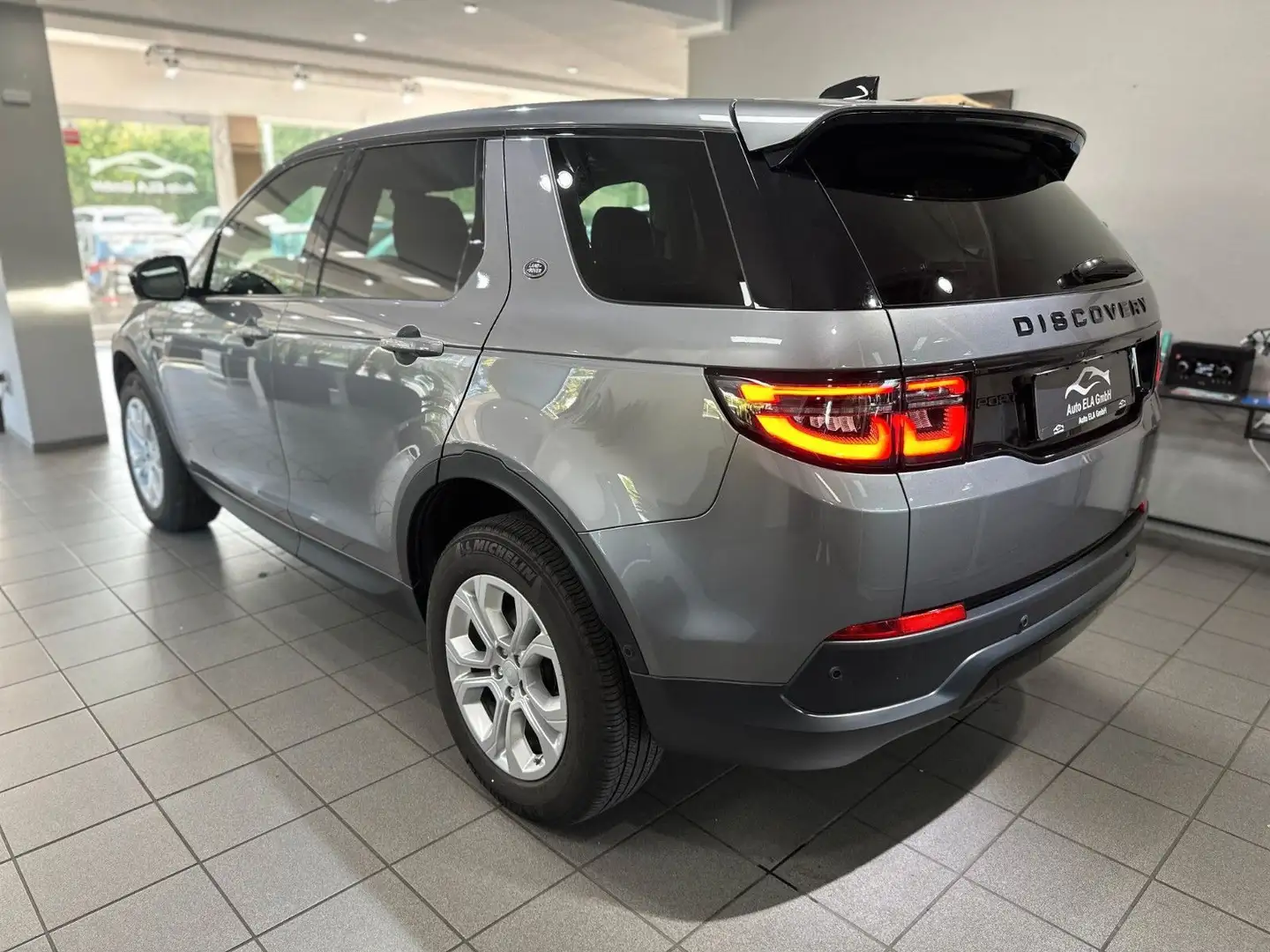 Land Rover Discovery Sport AWD Pano|360° Kamera|Garantie Gris - 2