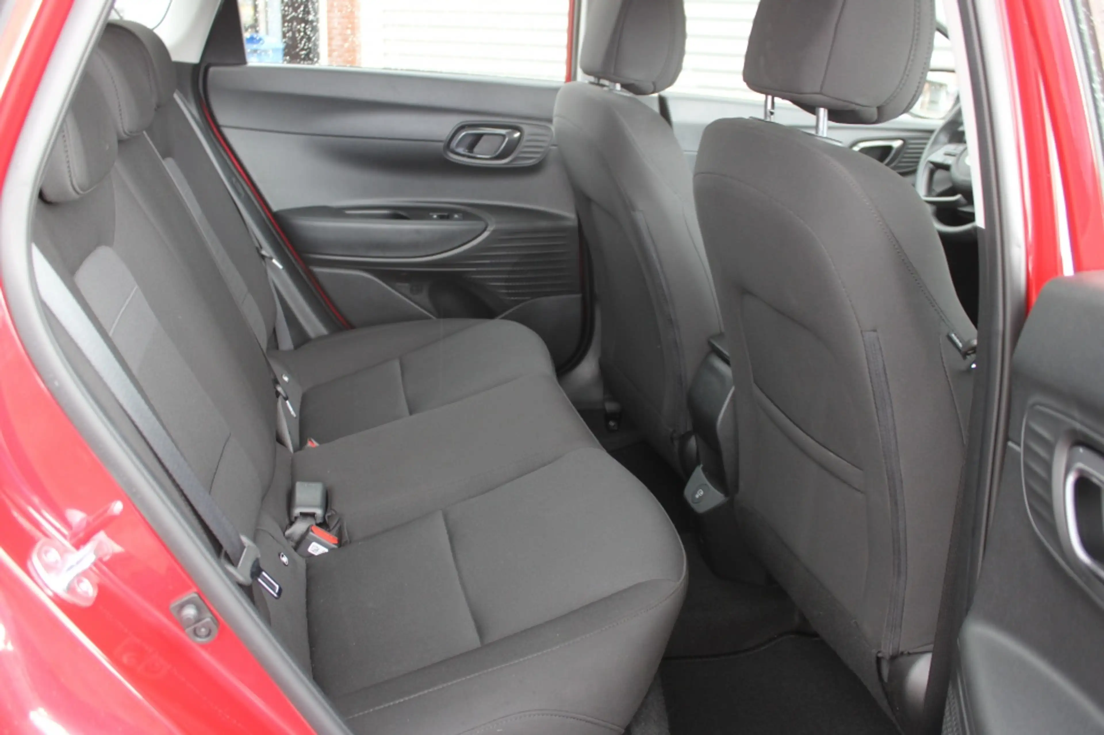 Hyundai BAYON 1.0 T-GDI Premium | LED | Camera | Cruise | Naviga — photo 10