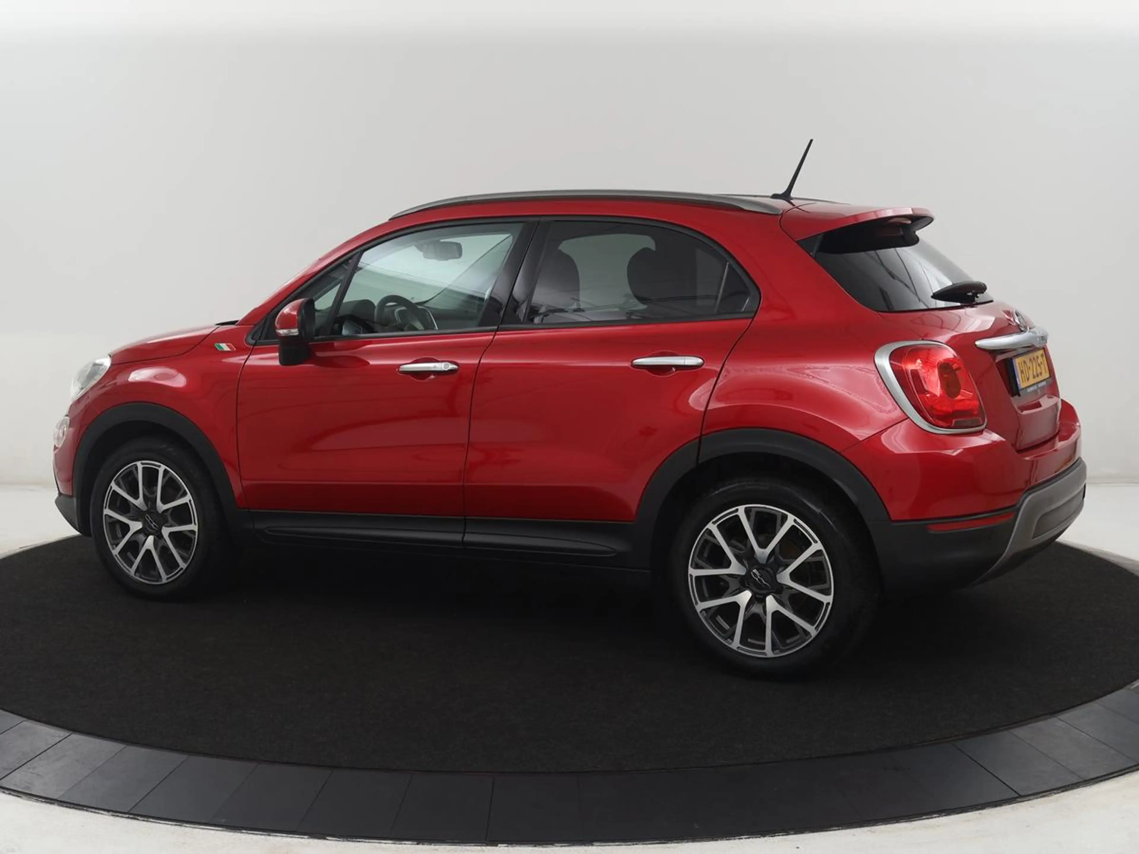 Fiat 500X 1.4 Turbo MultiAir Lounge | Leder | Trekhaak | Blu — photo 2