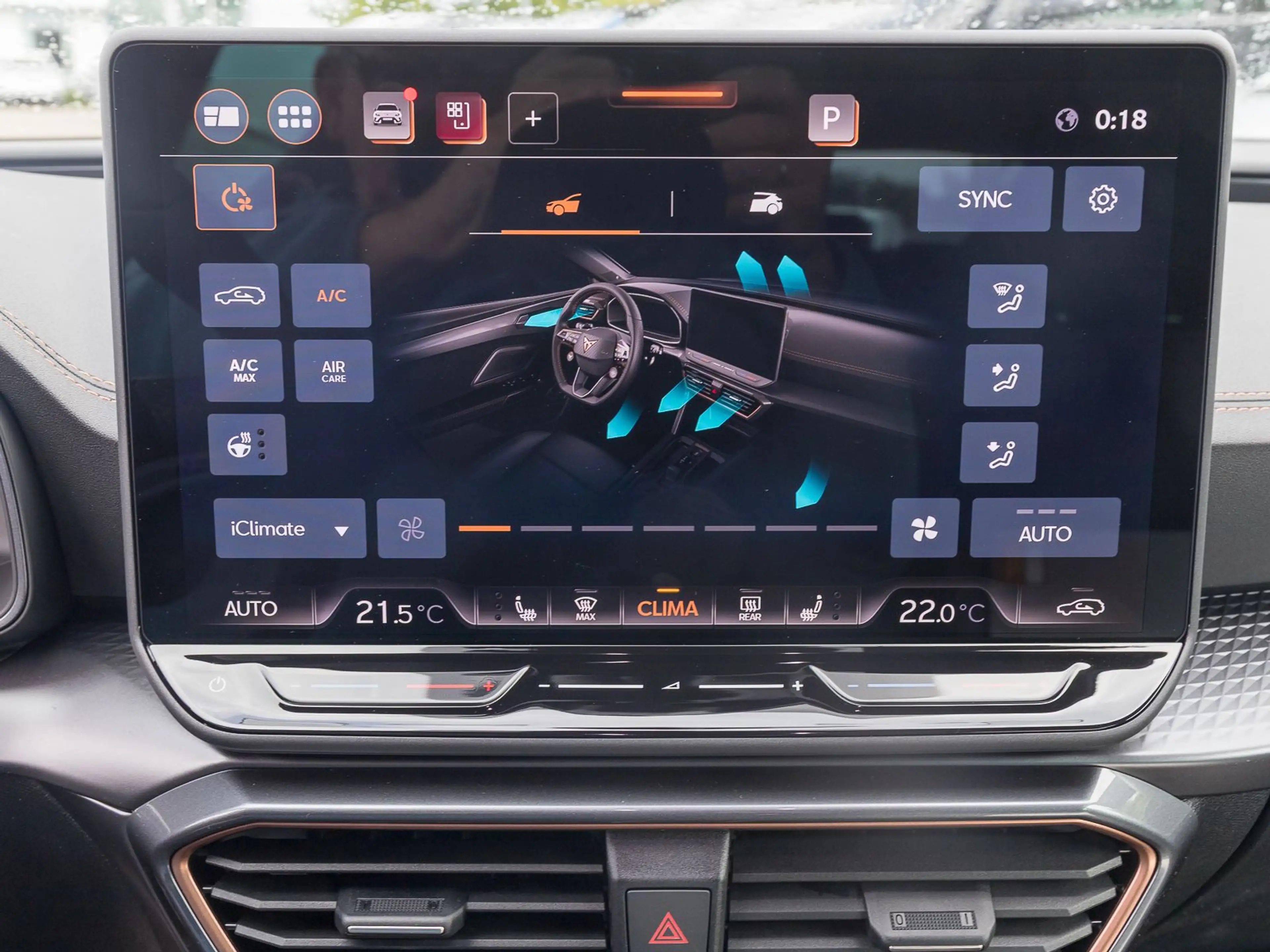 CUPRA Leon Sportstourer 2.0 TSI DSG VZ 4DRIVE REAR VIE — photo 14