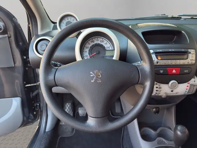 Peugeot 107 view 14