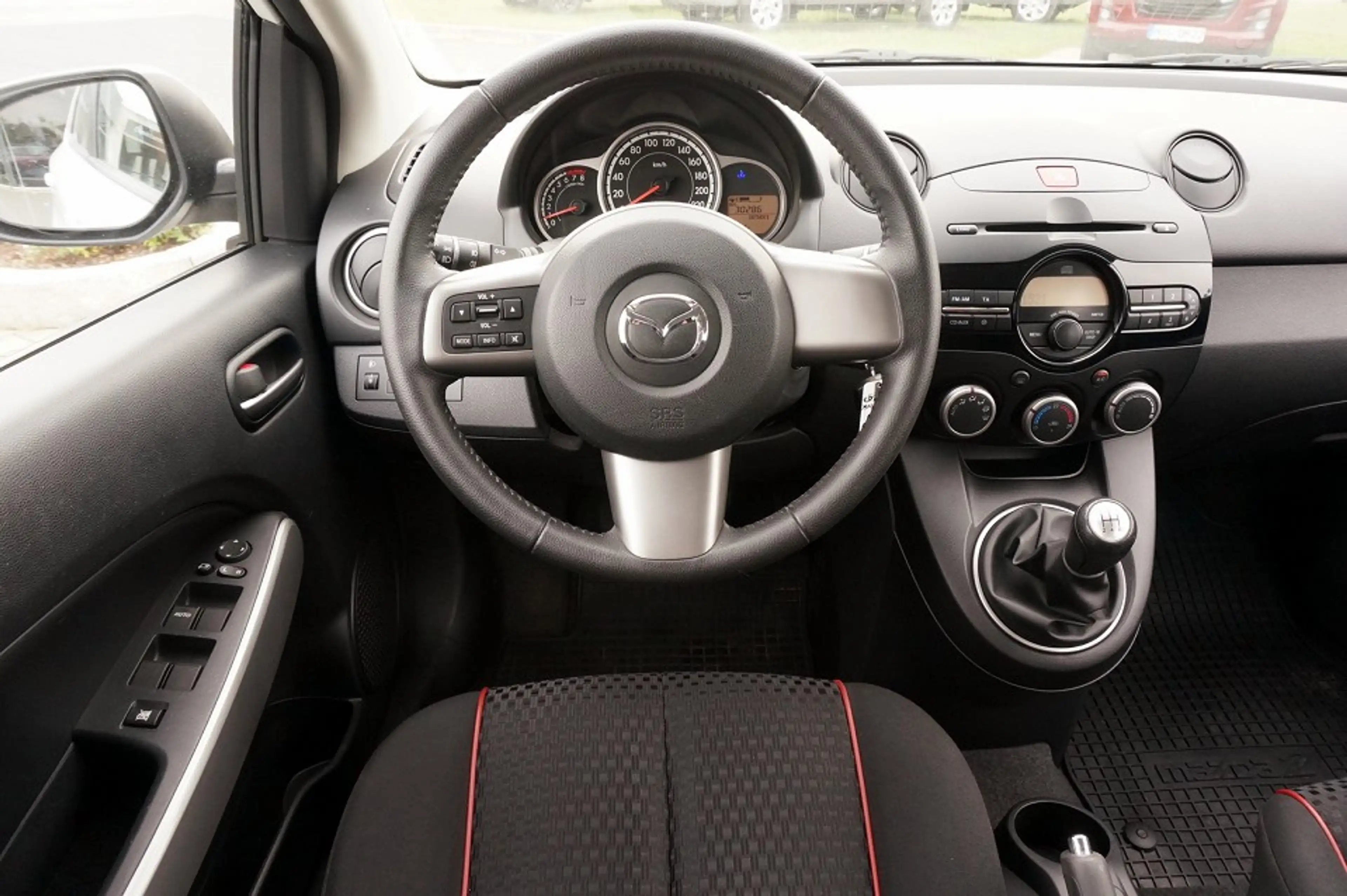 Mazda 2 5-Türer Edition | Benz. 55kW (75PS) | Sitzheizung — photo 8
