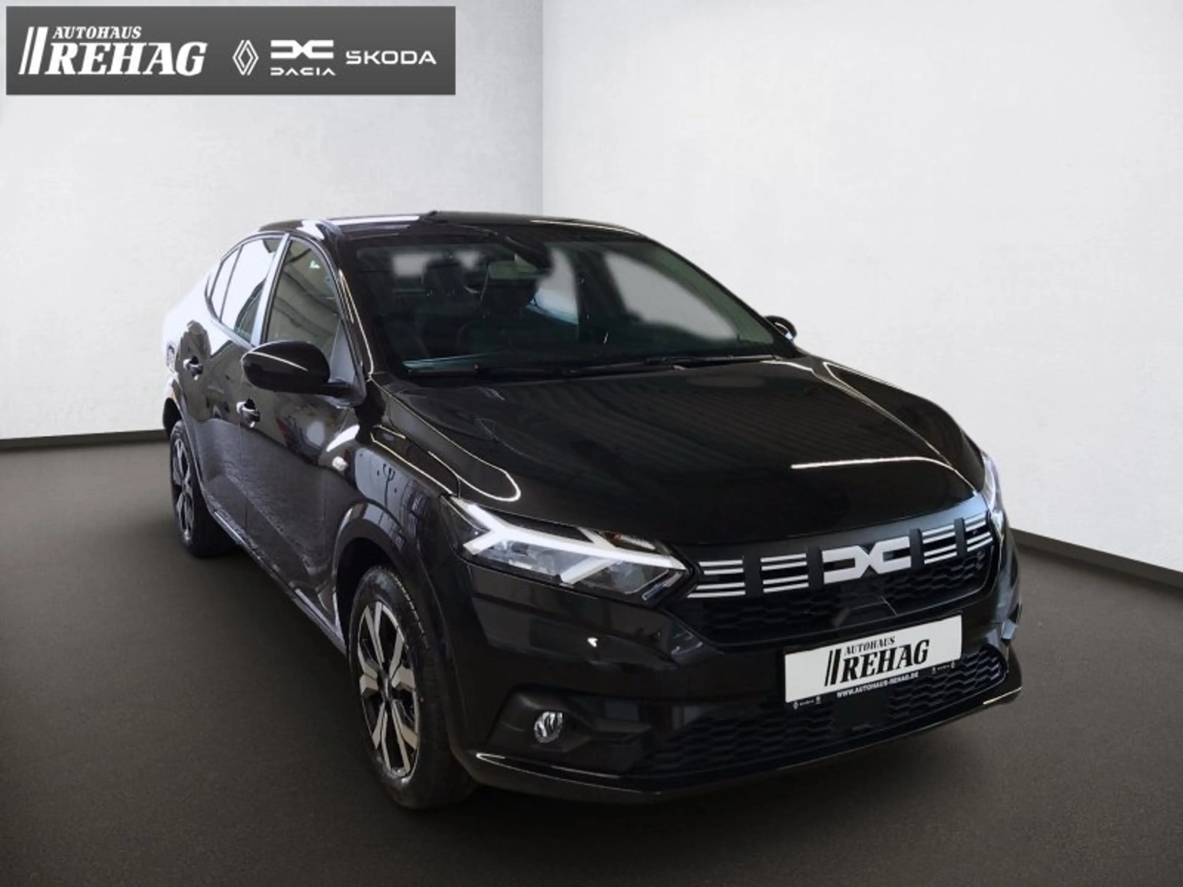 Dacia Logan Black Edition TCe 90 CVT *KLIMA*PDC* — photo 6