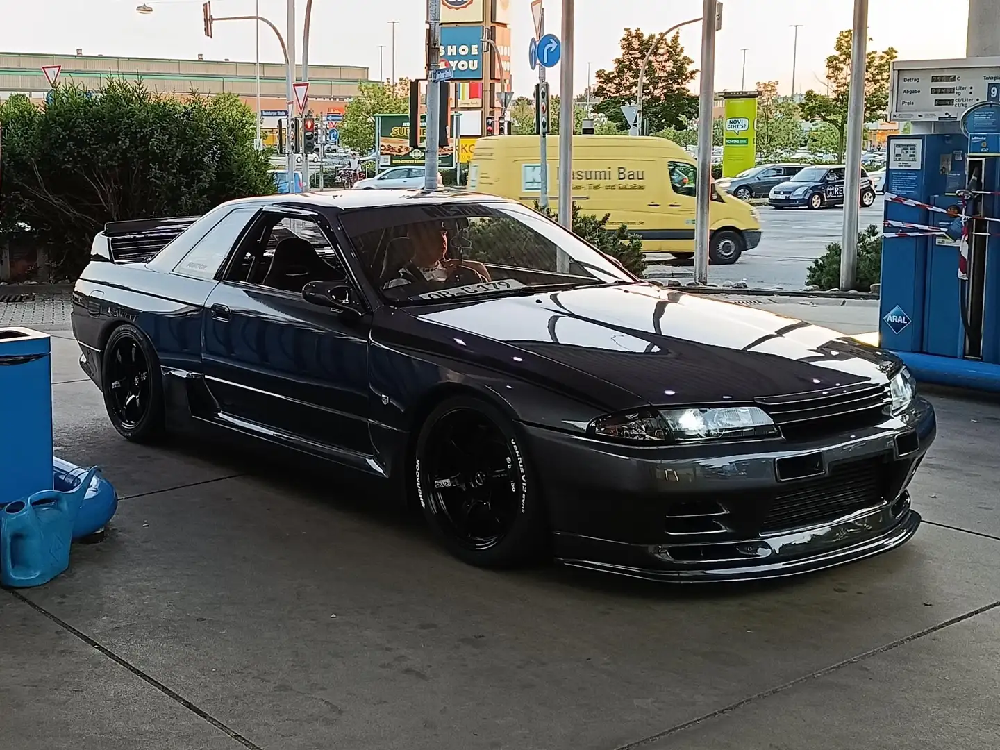 Nissan Skyline R32 GTR Series 3 Grau - 1