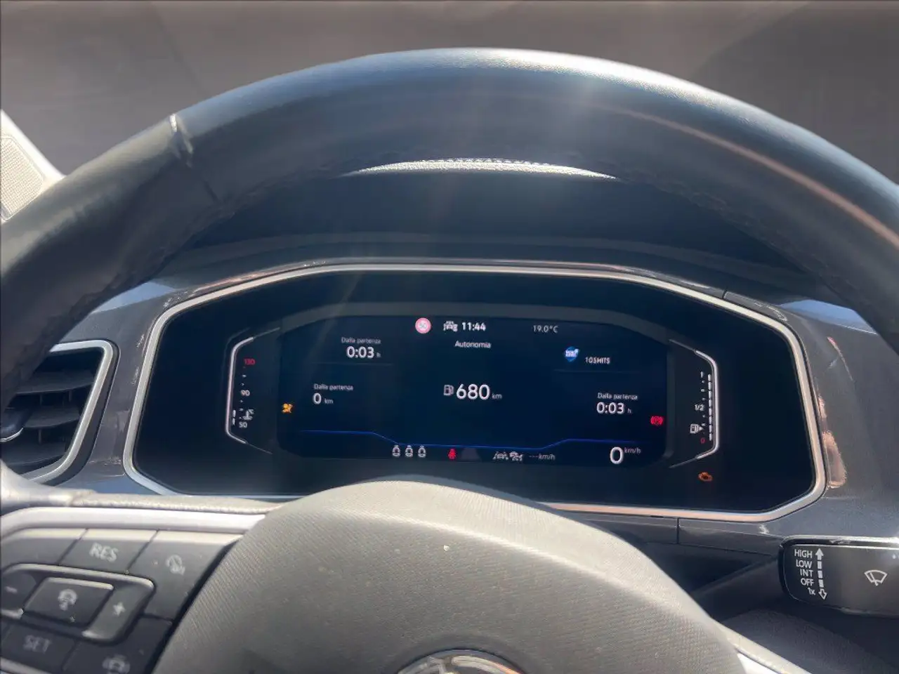 Volkswagen T-Roc 1.0 tsi style 115cv 12