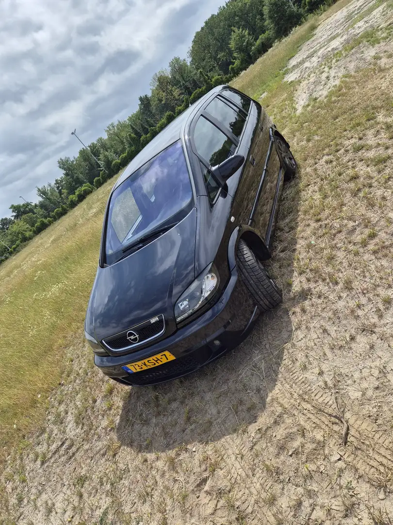 Opel Zafira 2.0-16V OPC Nero - 1