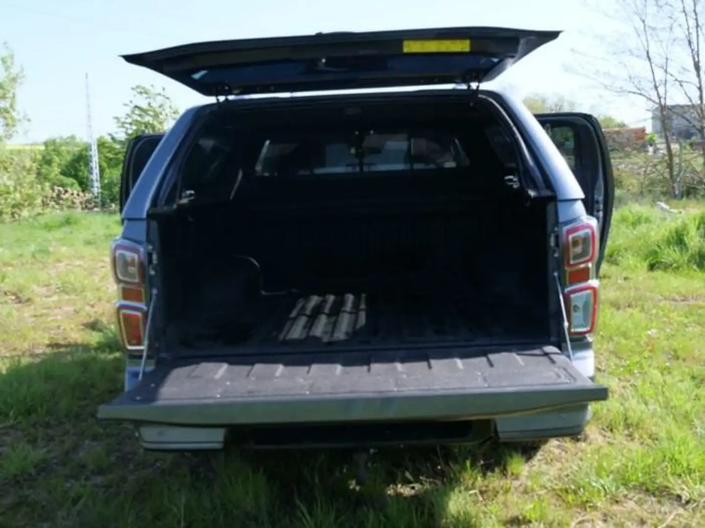 Isuzu D-Max D-Max 3.0 td Grigio - 2