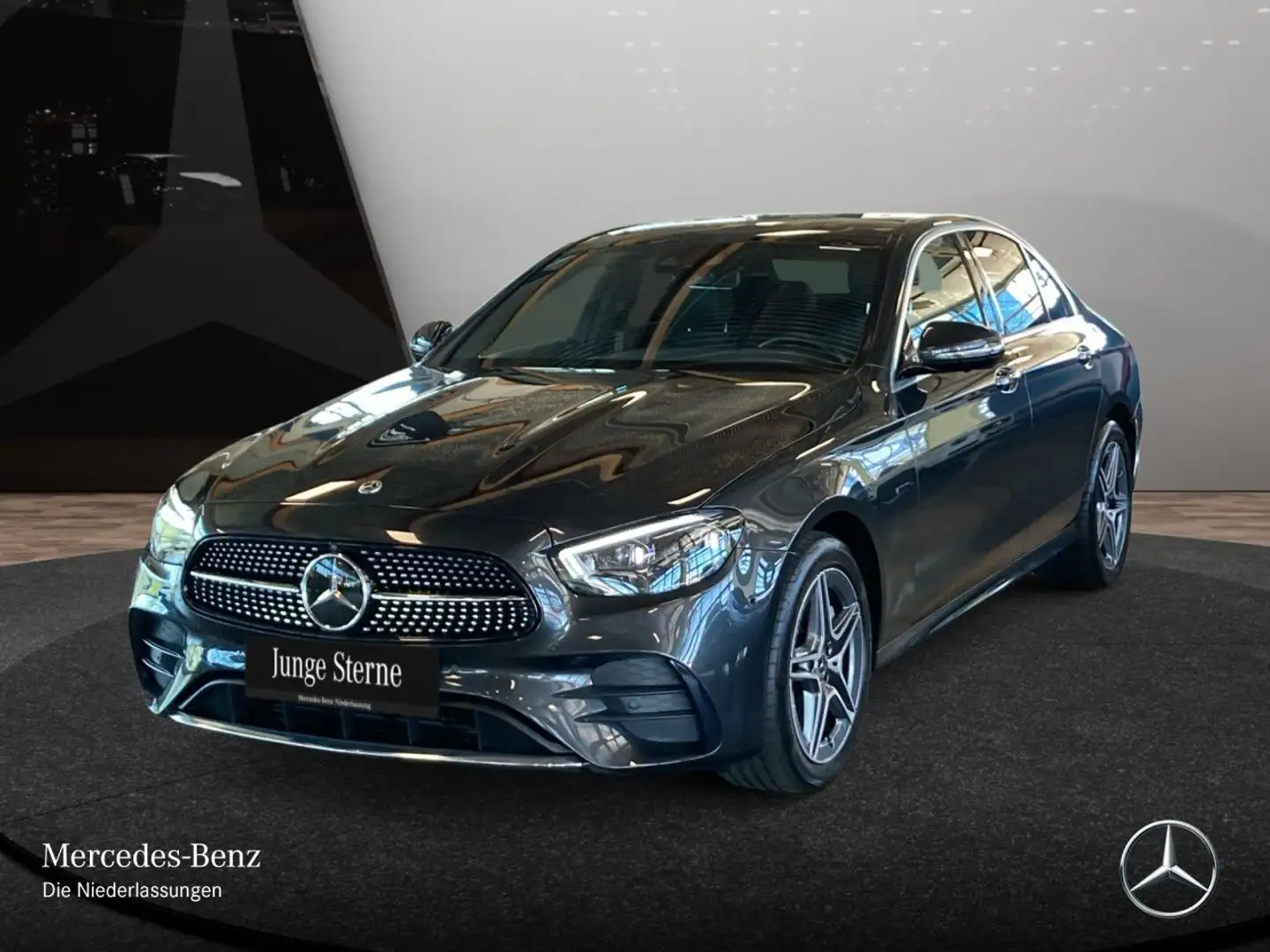 Mercedes-Benz E 300 de AMG+PANO+360+MULTIBEAM+FAHRASS+BURMESTER Grijs - 2