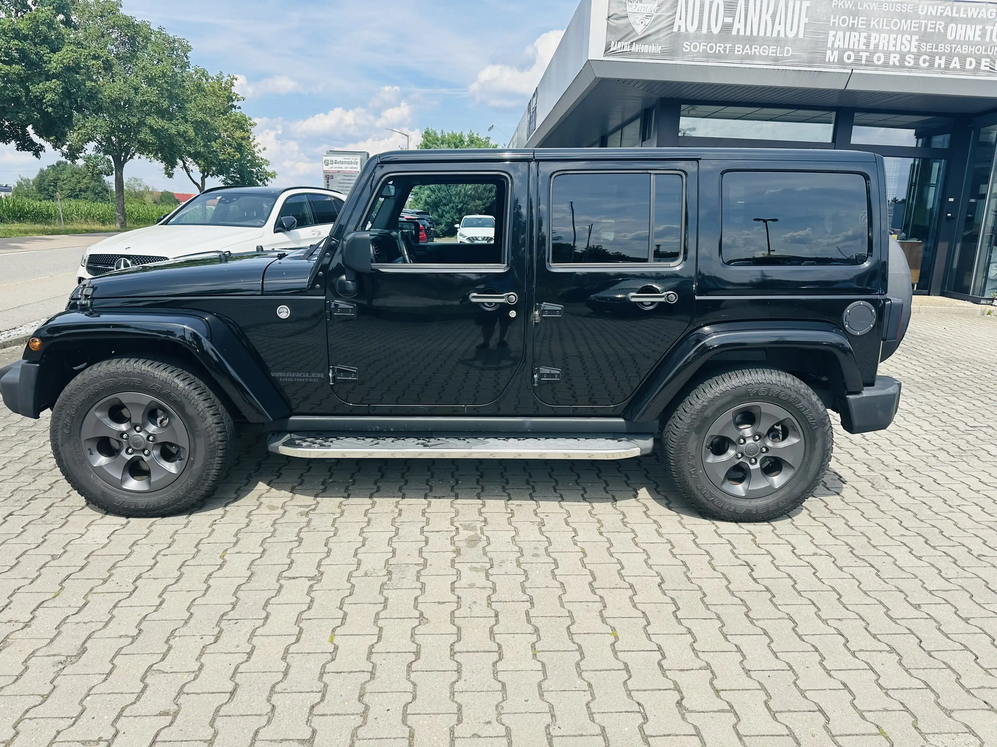 Jeep Wrangler Sahara Sondermodell Unlimited — photo 2