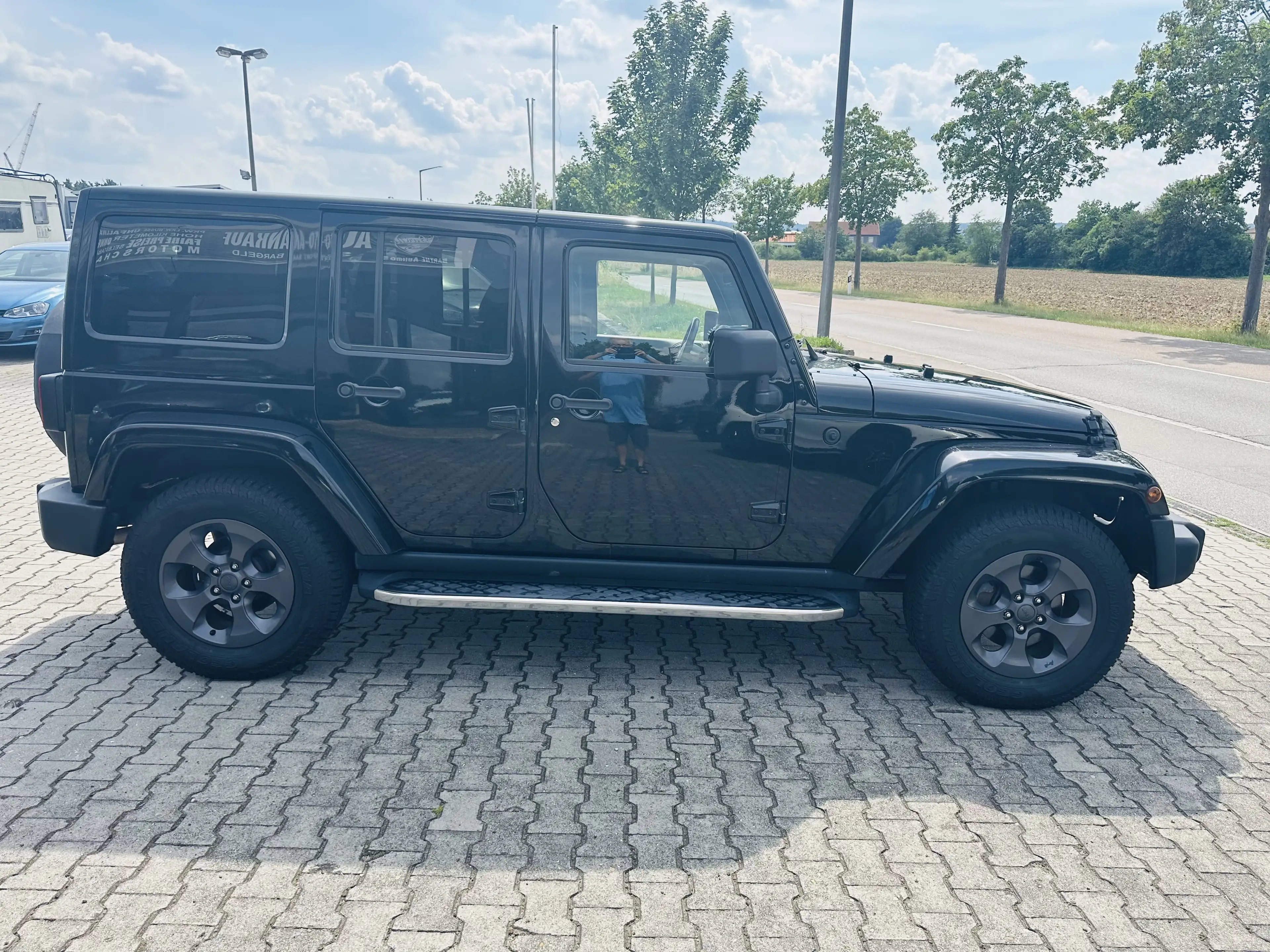 Jeep Wrangler Sahara Sondermodell Unlimited — photo 5