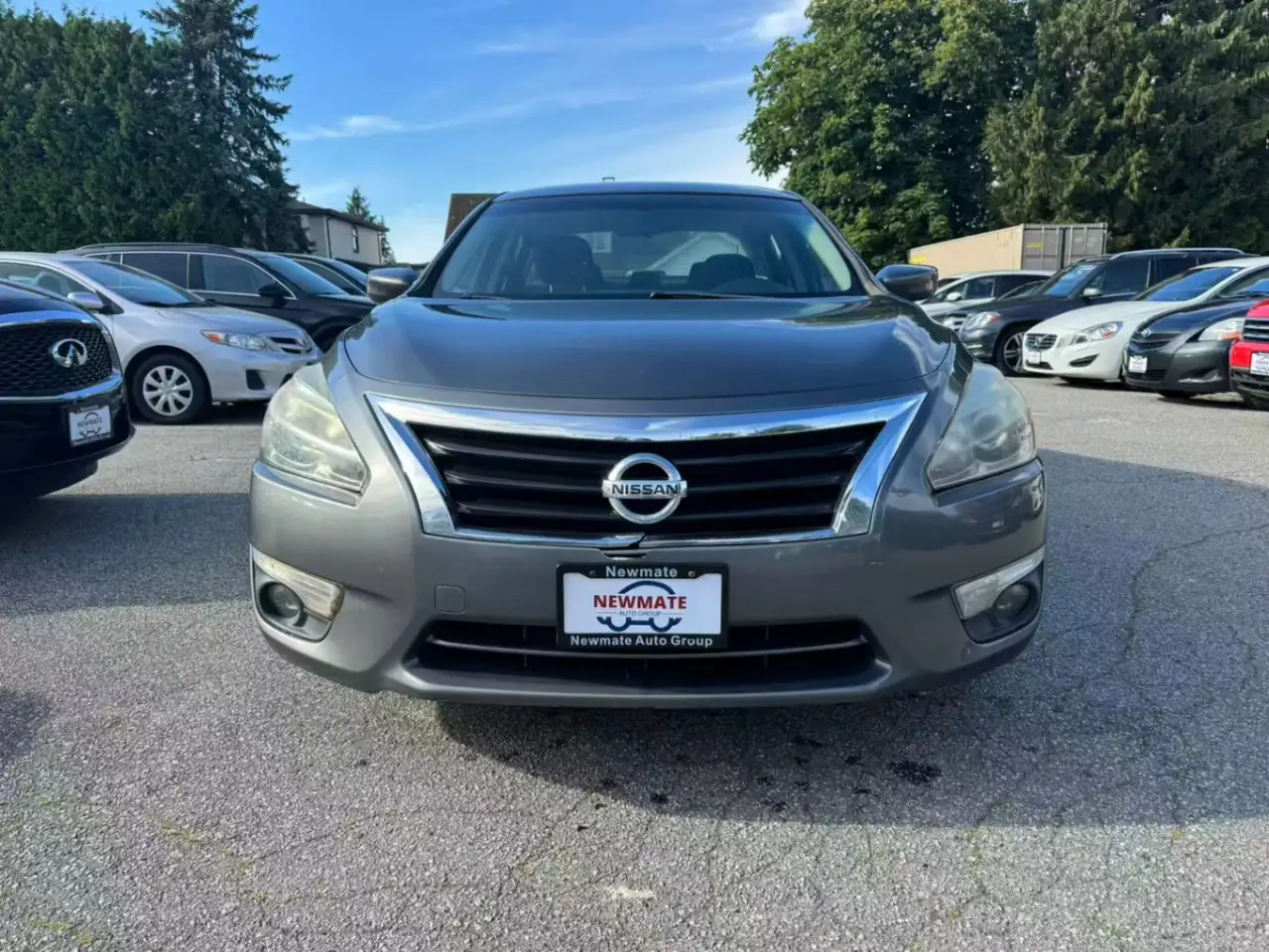 Nissan Altima fotografie Nissan Altima