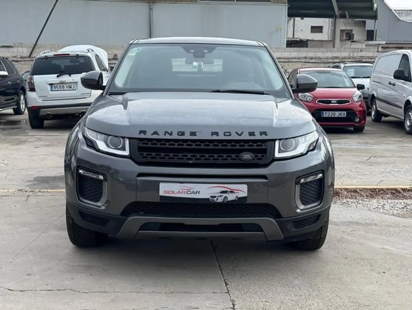 Land Rover Range Rover Evoque 5p 2.0 Td4 110 kW Gris - 1