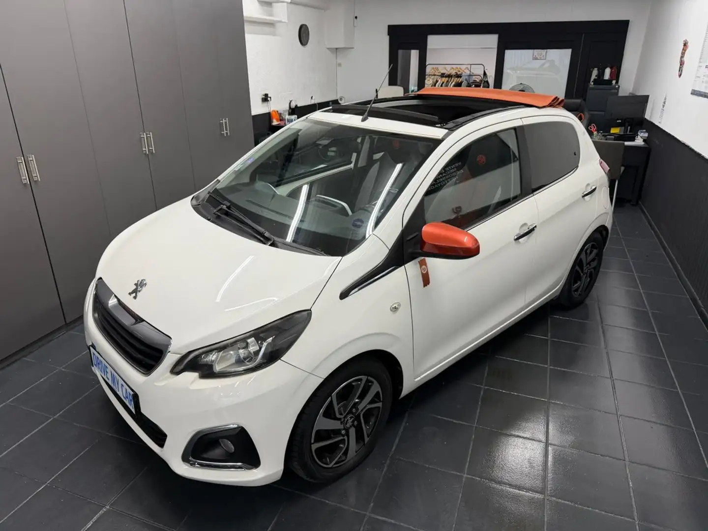 Peugeot 108 1.2 VTi 82Ch Roland Garros - 71 000 Kms Blanc - 2