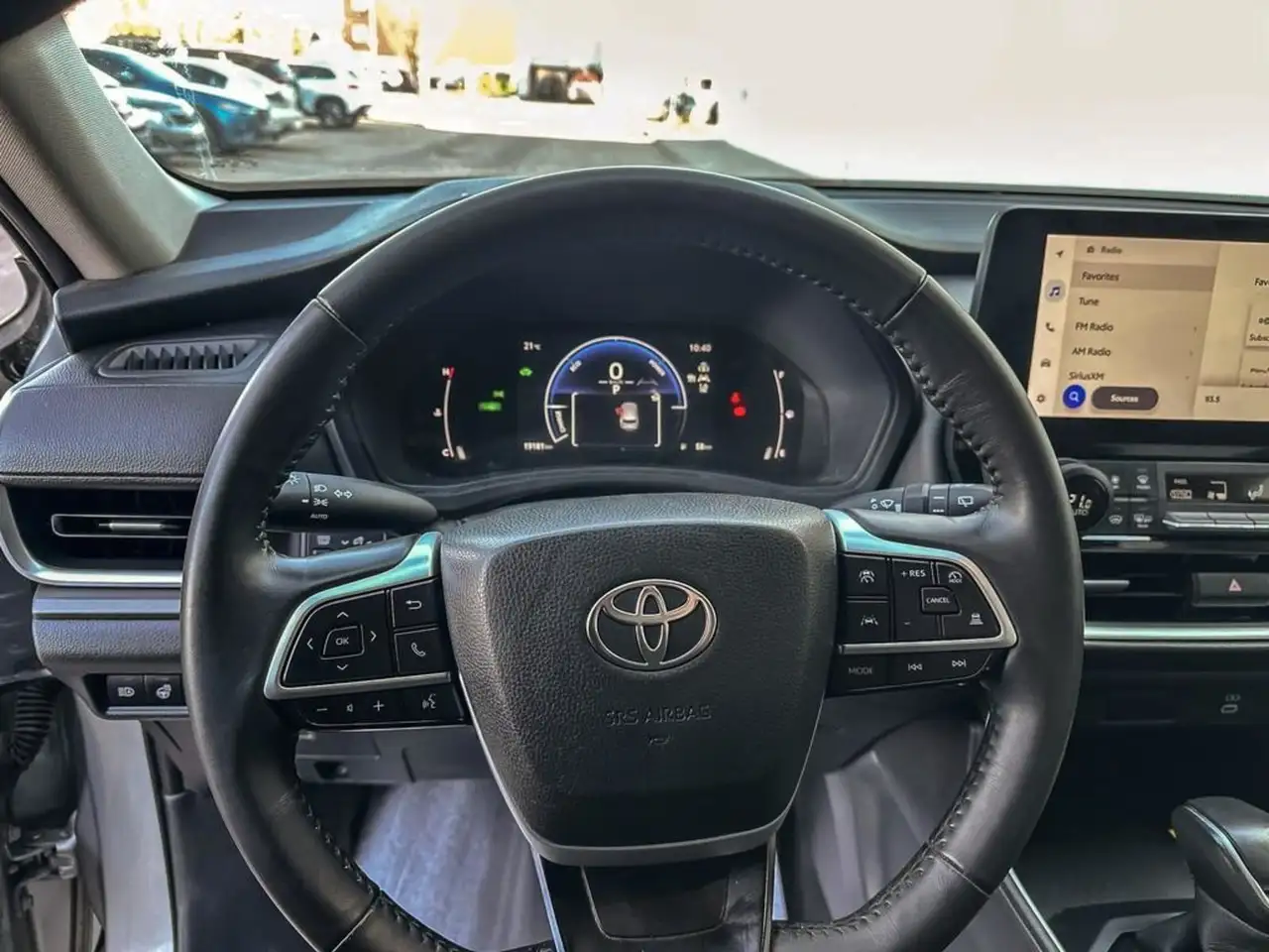 Toyota Grand Highlander снимка Toyota Grand Highlander