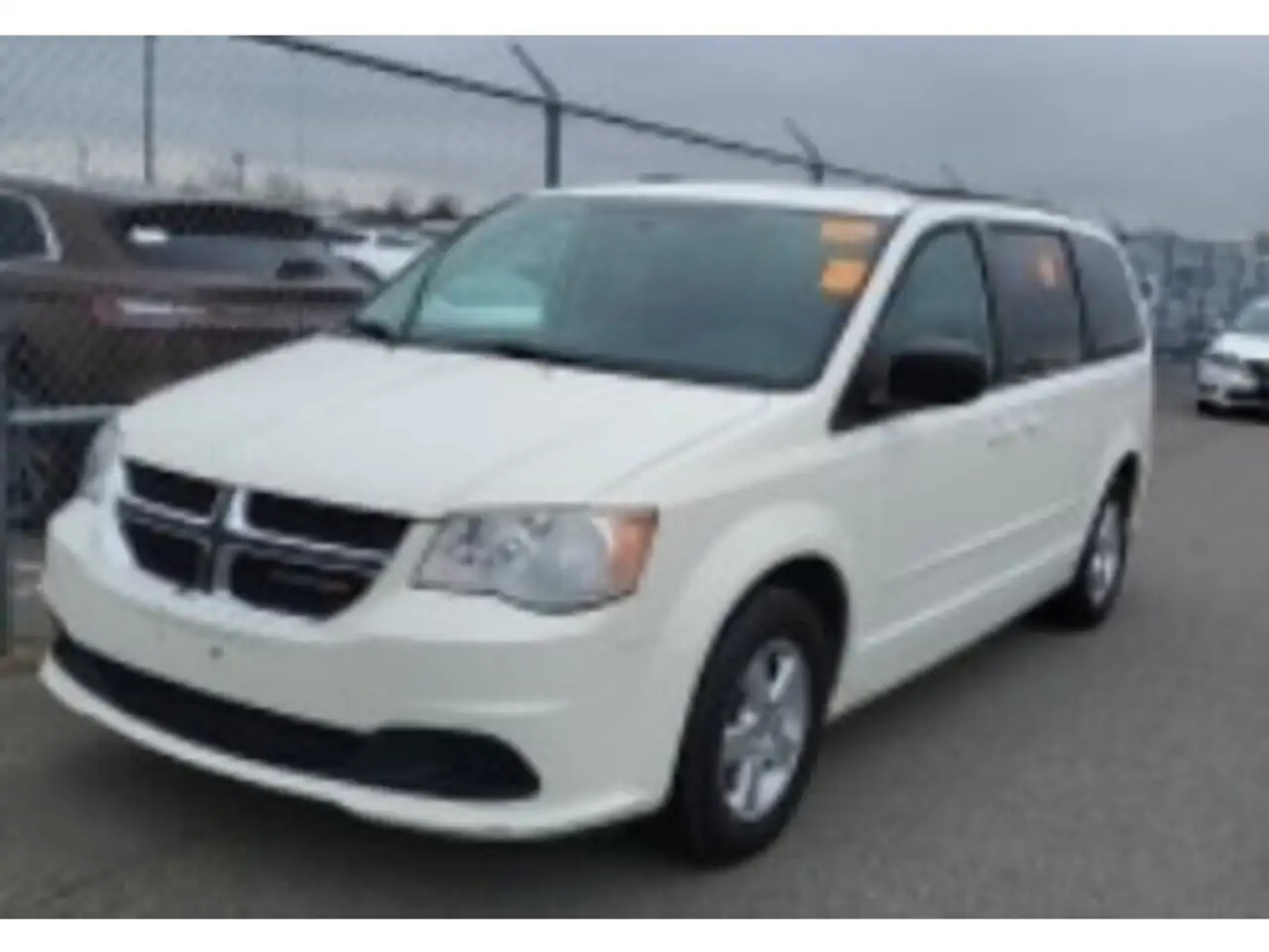 Dodge Grand Caravan снимка Dodge Grand Caravan