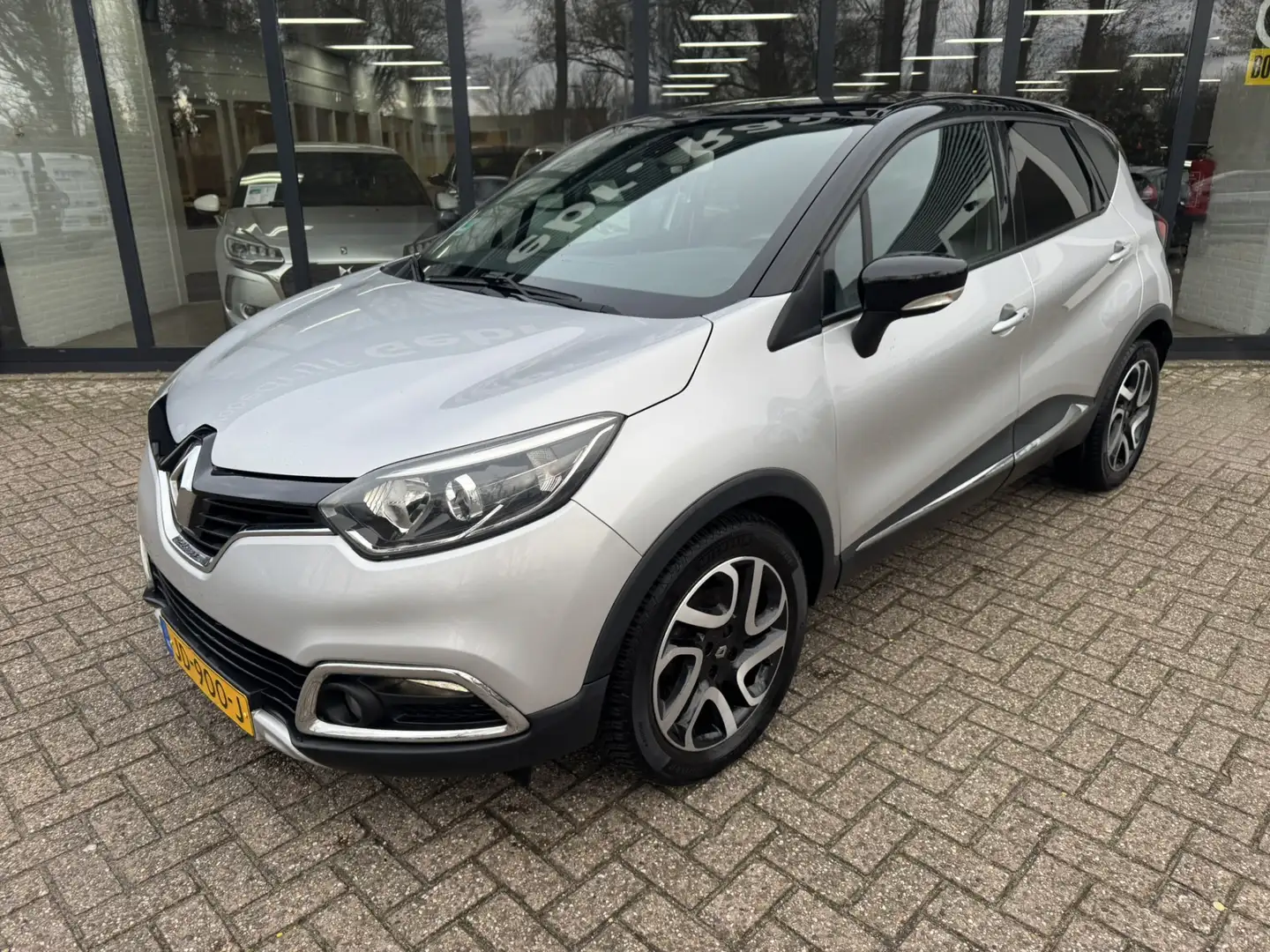 Renault Captur 1.2 TCe Xmod*Navi*Camera*EXPORT/EX BPM* Gri - 2