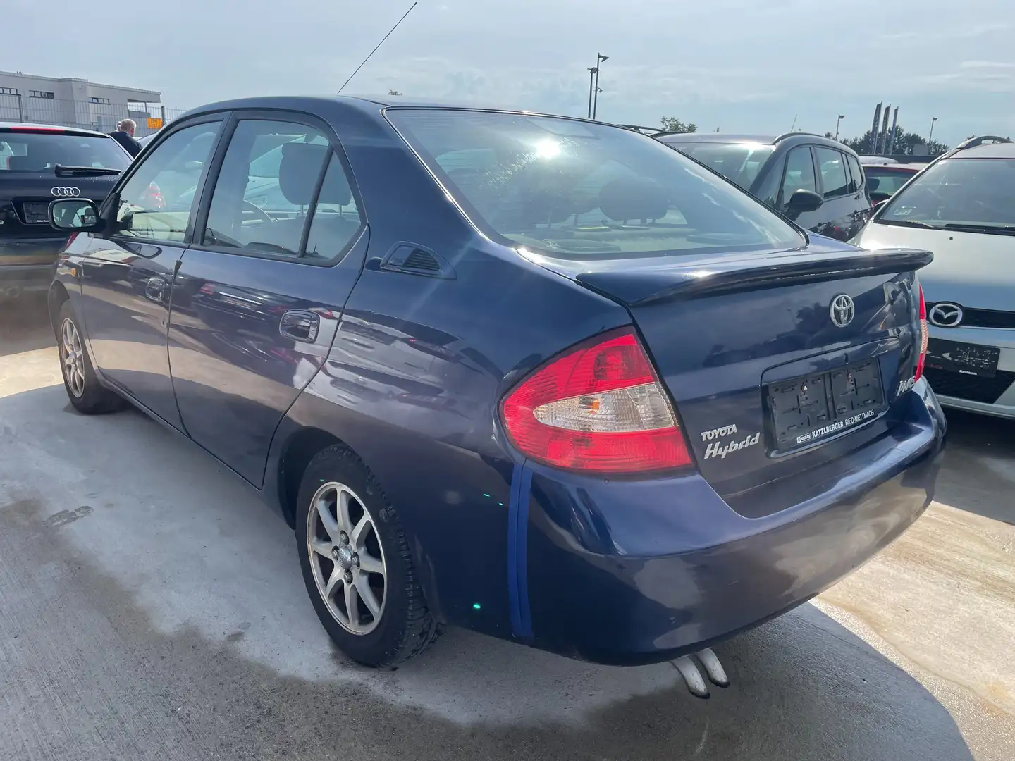 Toyota Prius 1,5 VVT-i Hybrid *EXPORT* Blau - 2
