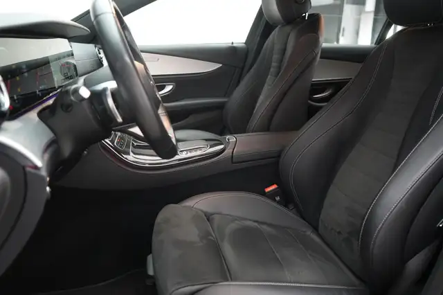 Mercedes-Benz E-Class view 15