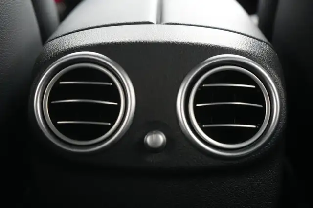 Mercedes-Benz E-Class view 14