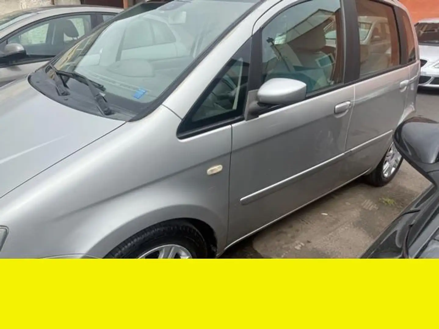 Fiat Idea - 2