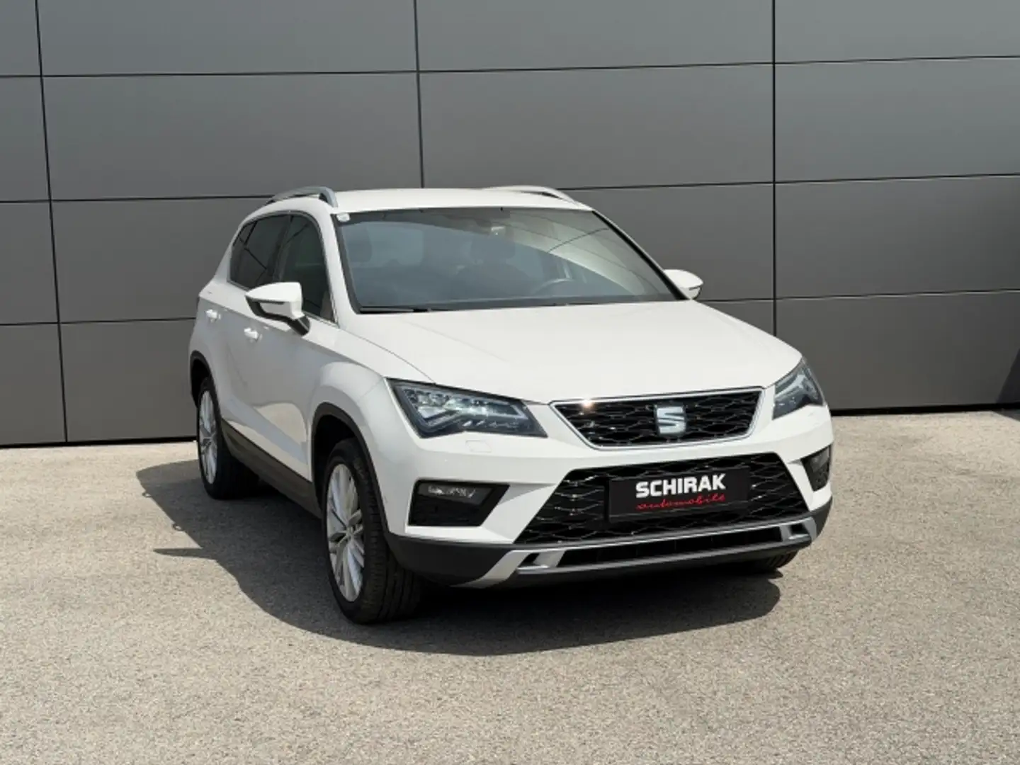 SEAT Ateca 1,5 Style ACT TSI Weiß - 1