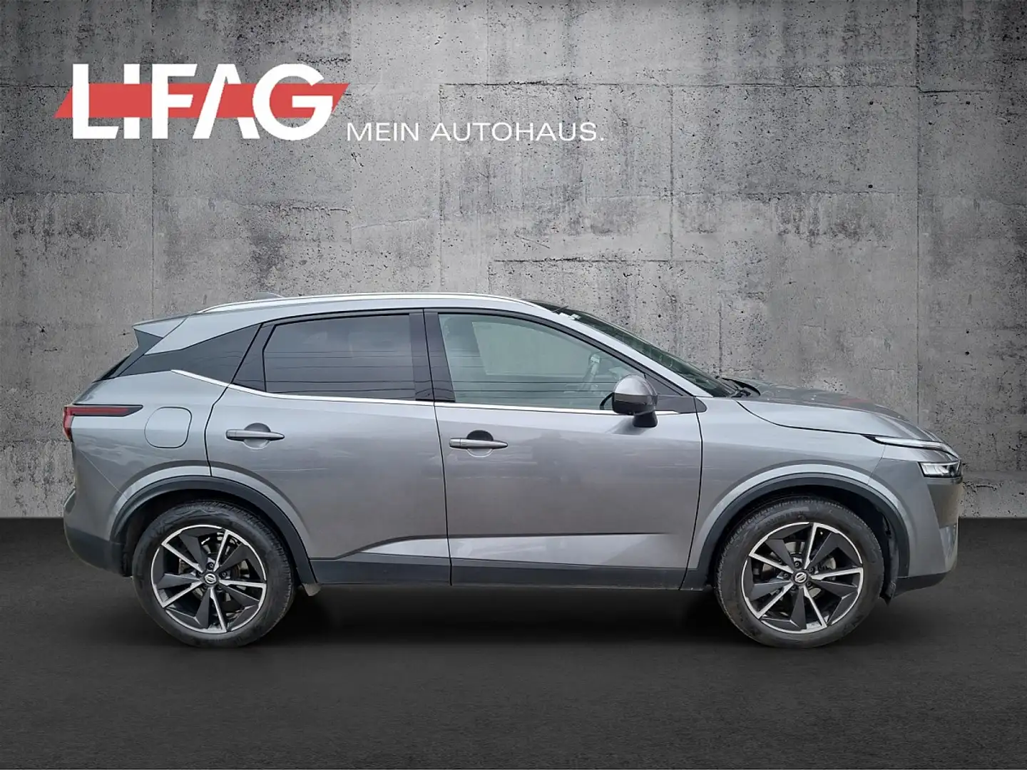 Nissan Qashqai 1,3 DIG-T MHEV Tekna Aut. *ab 22.990,-* Grau - 2