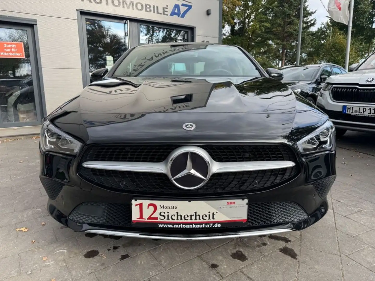 Mercedes-Benz CLA 220 d *LEDER* Schwarz - 2