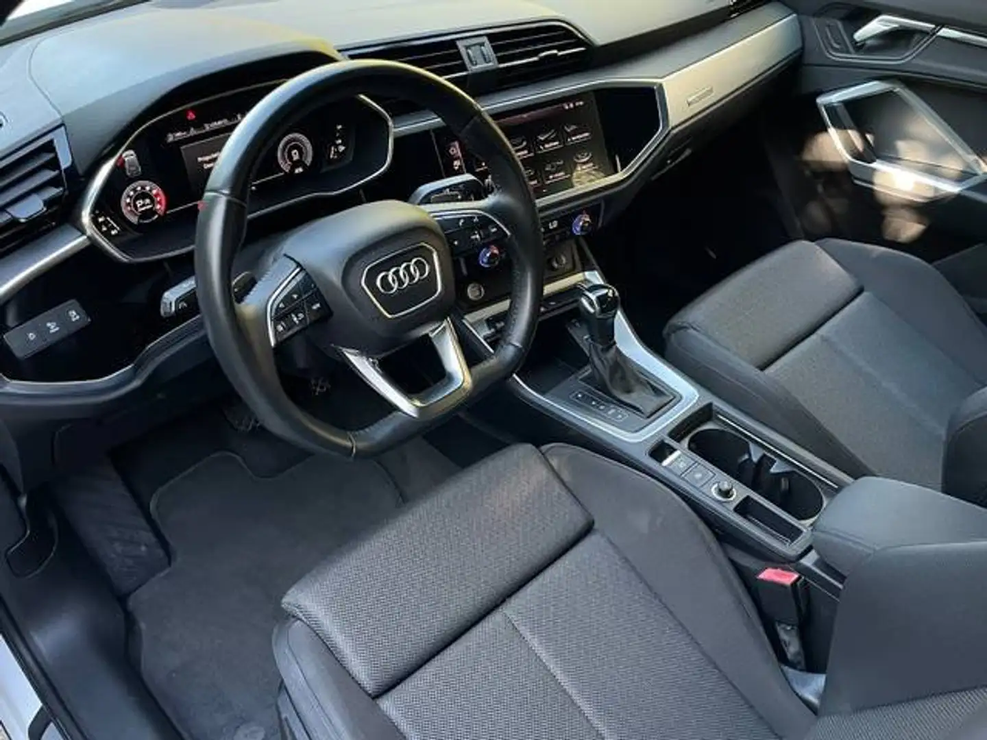 Audi Q3 35 TFSI S line S tronic Blanco - 2