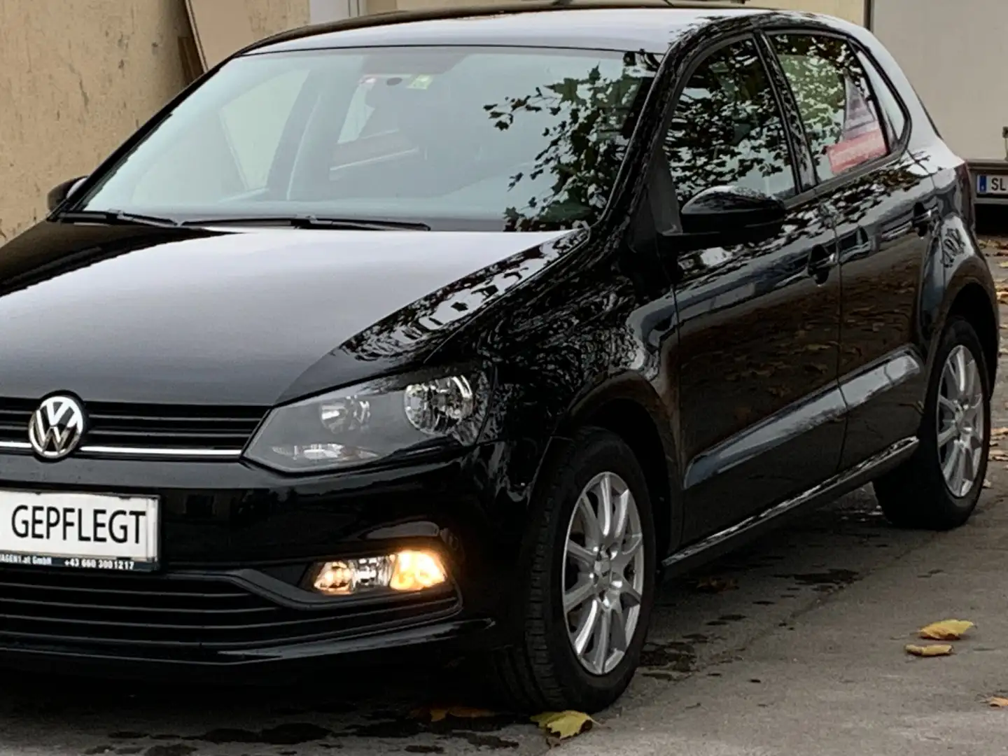 Volkswagen Polo Pickerl NEU, Bremsen NEU, TOP gepflegt, unfallfrei Noir - 1