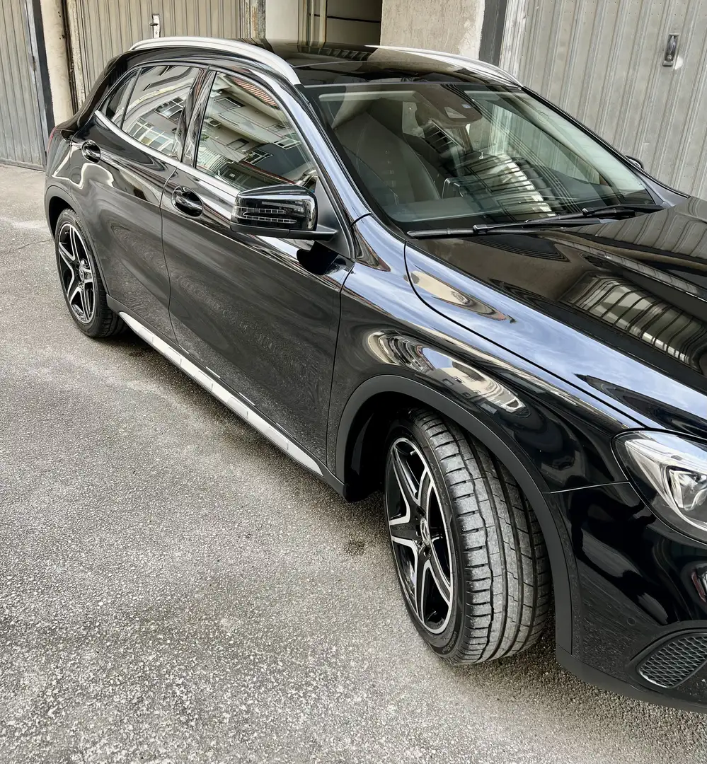 Mercedes-Benz GLA 200 d sprort premium auto - 1
