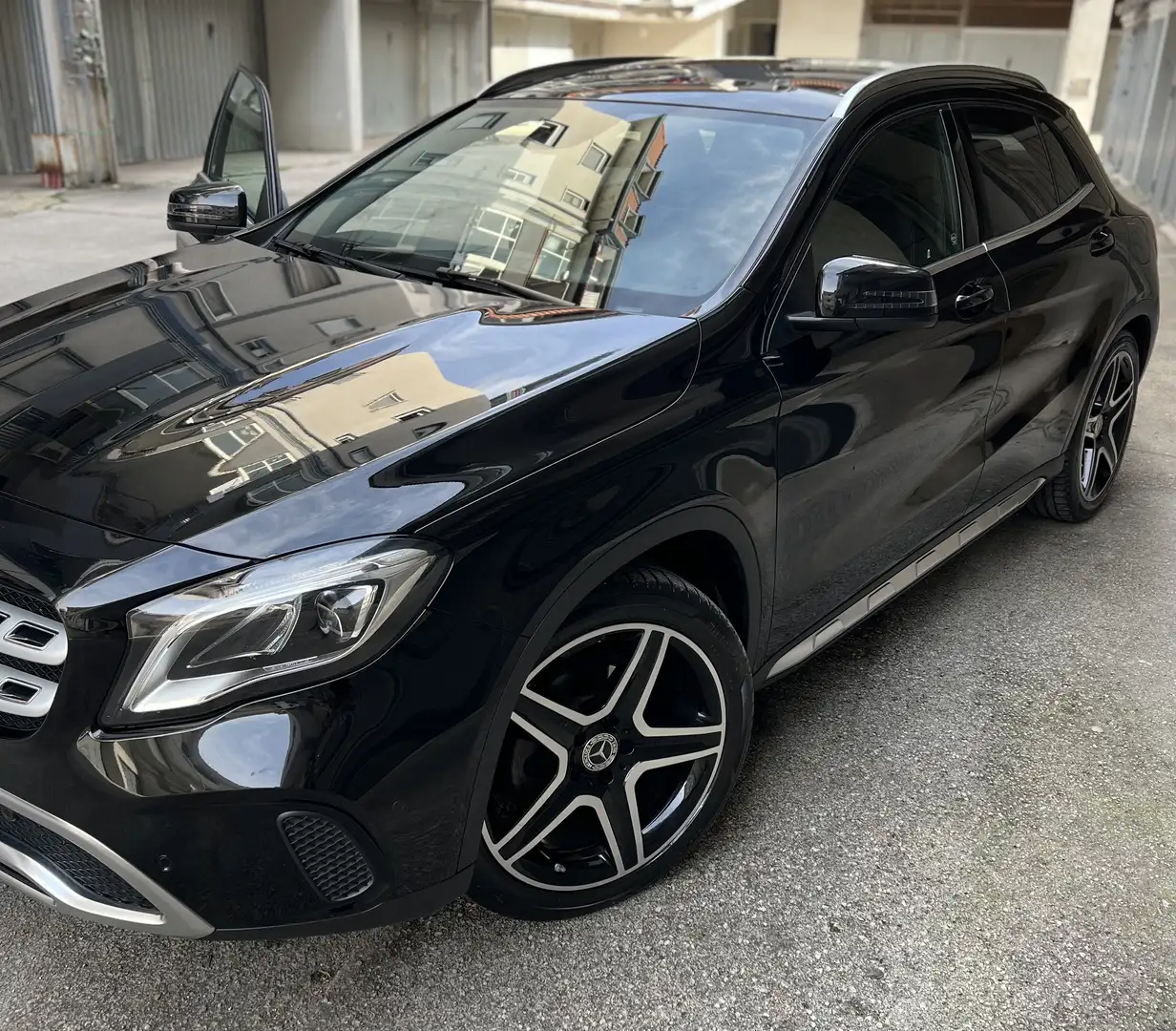 Mercedes-Benz GLA 200 d sprort premium auto - 2