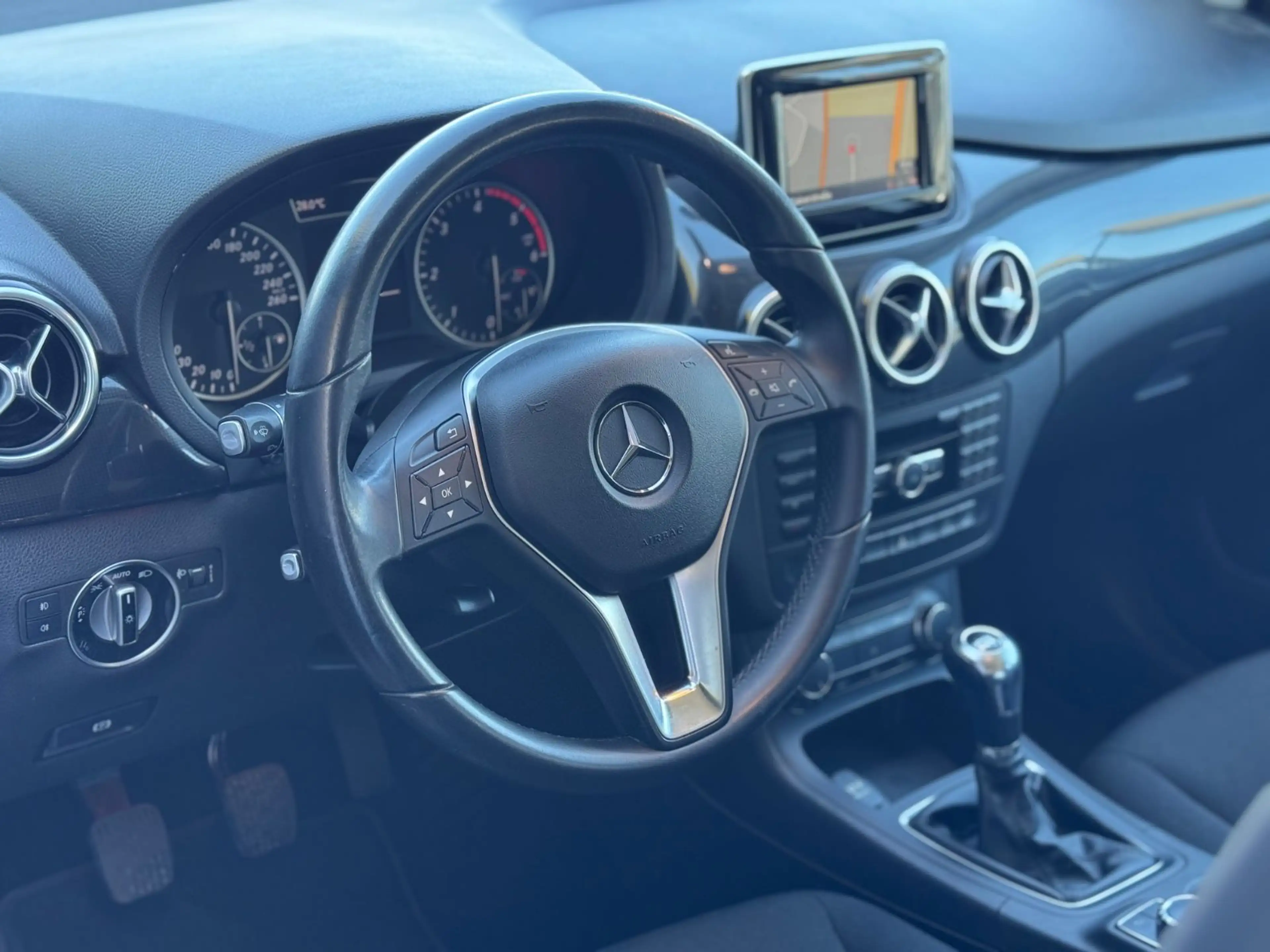 Mercedes-Benz B 200 B200 CDI 2.Hand/SHZ/MFL/Kamera/Garantie — photo 15