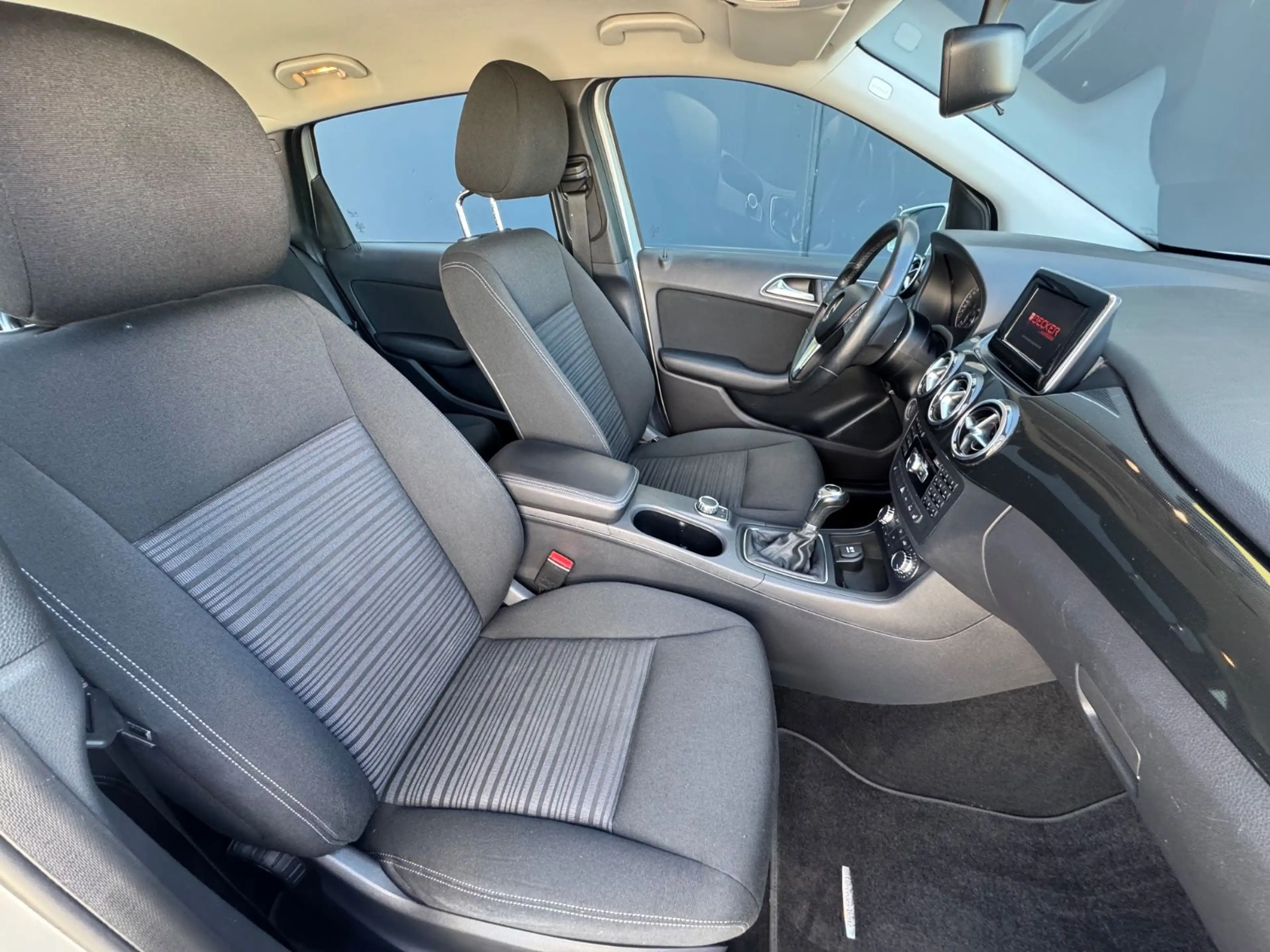 Mercedes-Benz B 200 B200 CDI 2.Hand/SHZ/MFL/Kamera/Garantie — photo 8