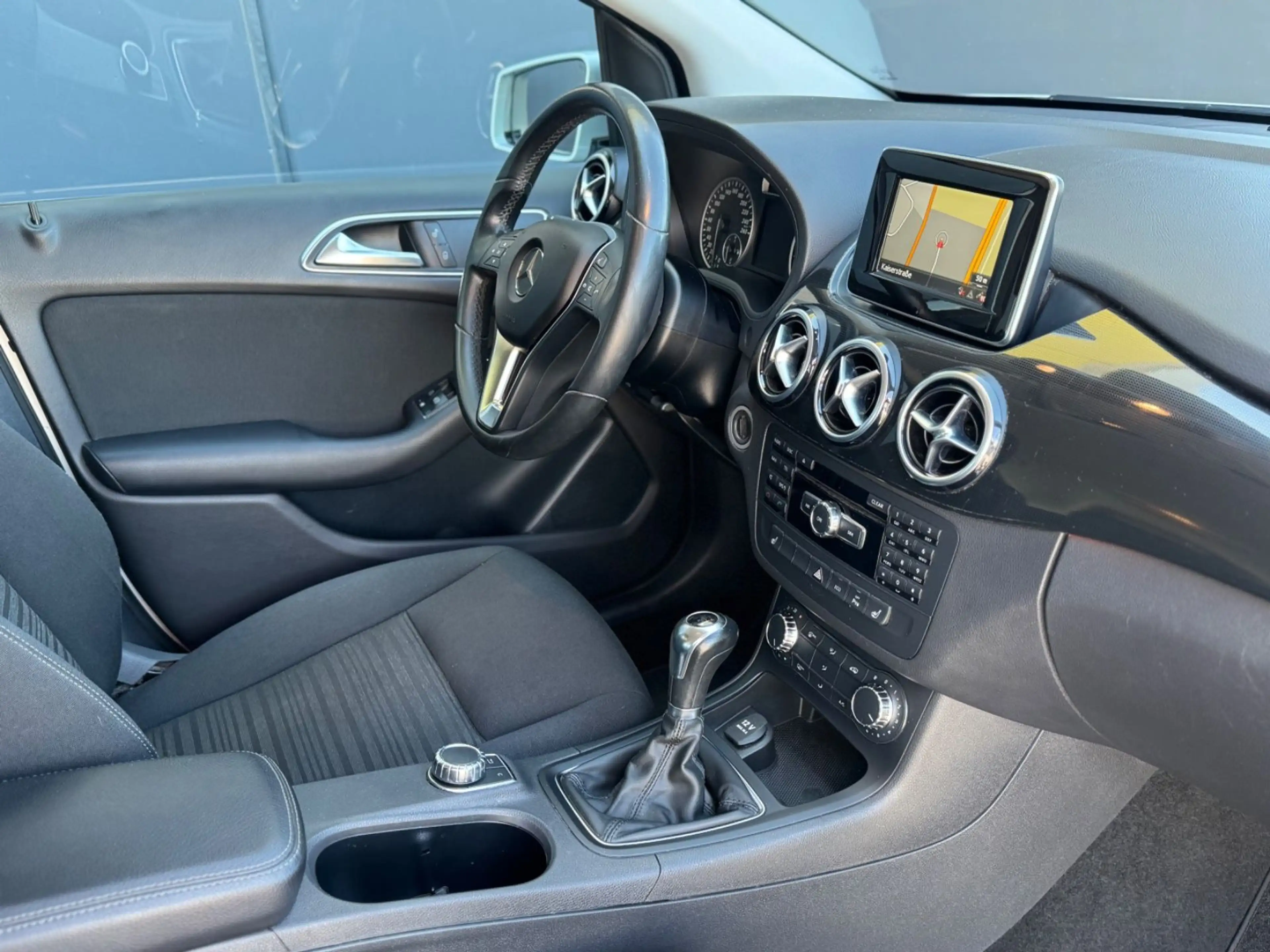Mercedes-Benz B 200 B200 CDI 2.Hand/SHZ/MFL/Kamera/Garantie — photo 10