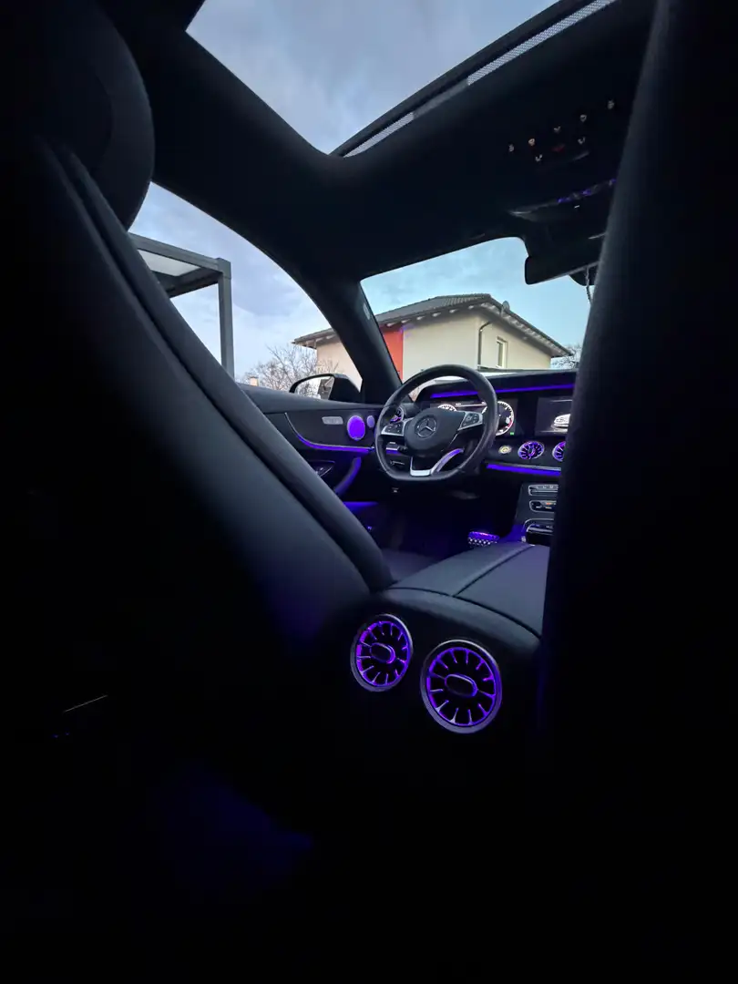 Mercedes-Benz E 220 Inn Außen AMG Leine Schwarz - 2