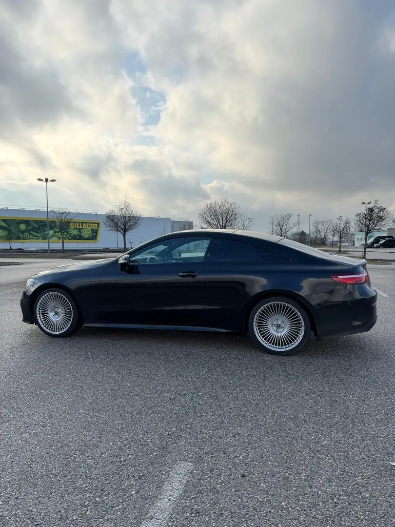 Mercedes-Benz E 220 Inn Außen AMG Leine Schwarz - 1